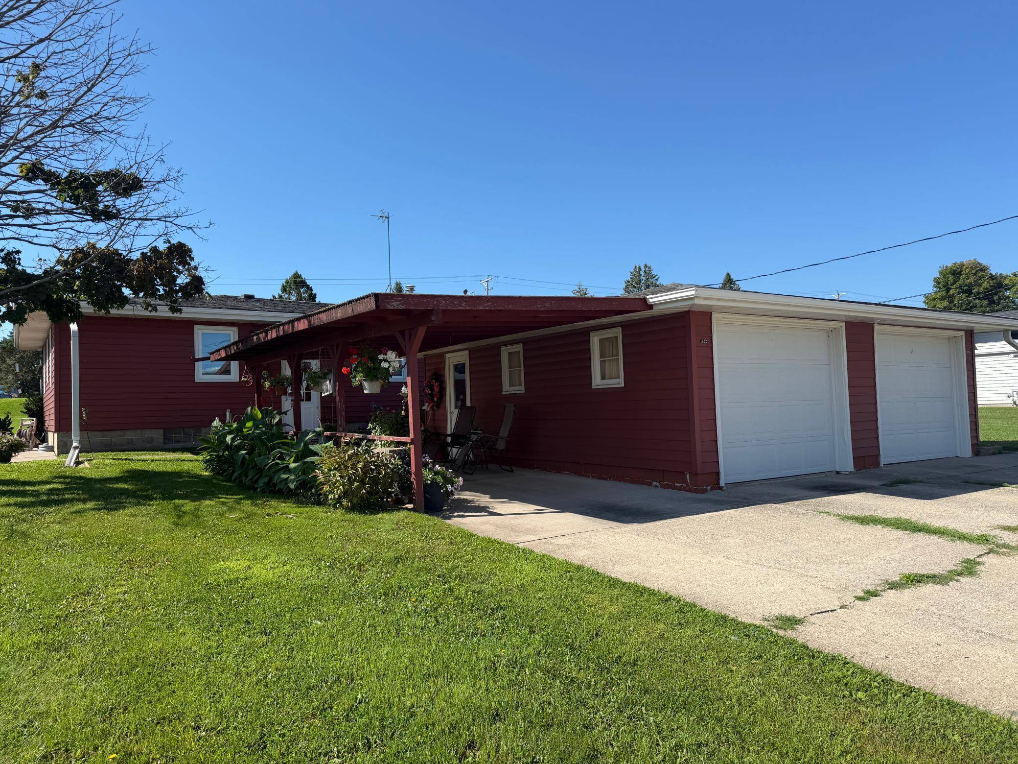 1602/ 1604 Front ST W, Albert Lea, MN 56007