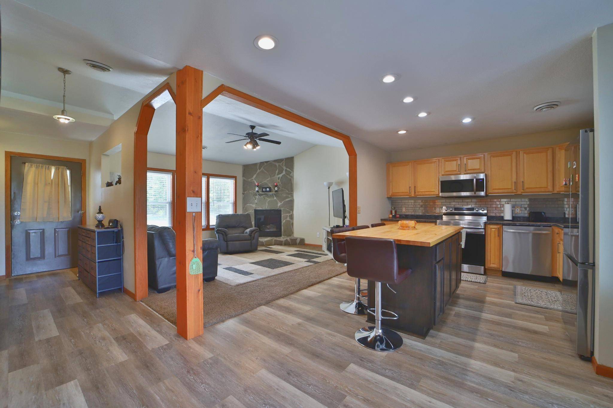 3736 Cedar Scenic RD, Baxter, MN 56425
