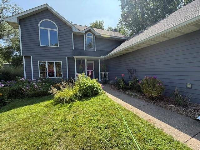 15183 Upper 63rd ST N, Stillwater, MN 55082