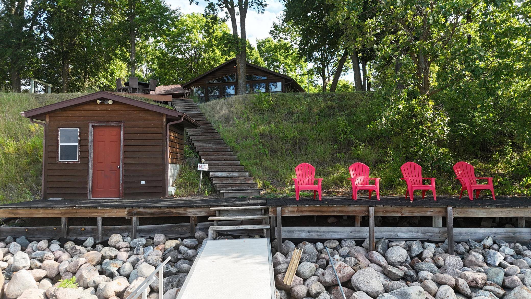 42270 Grace Etta RD, Henning, MN 56551