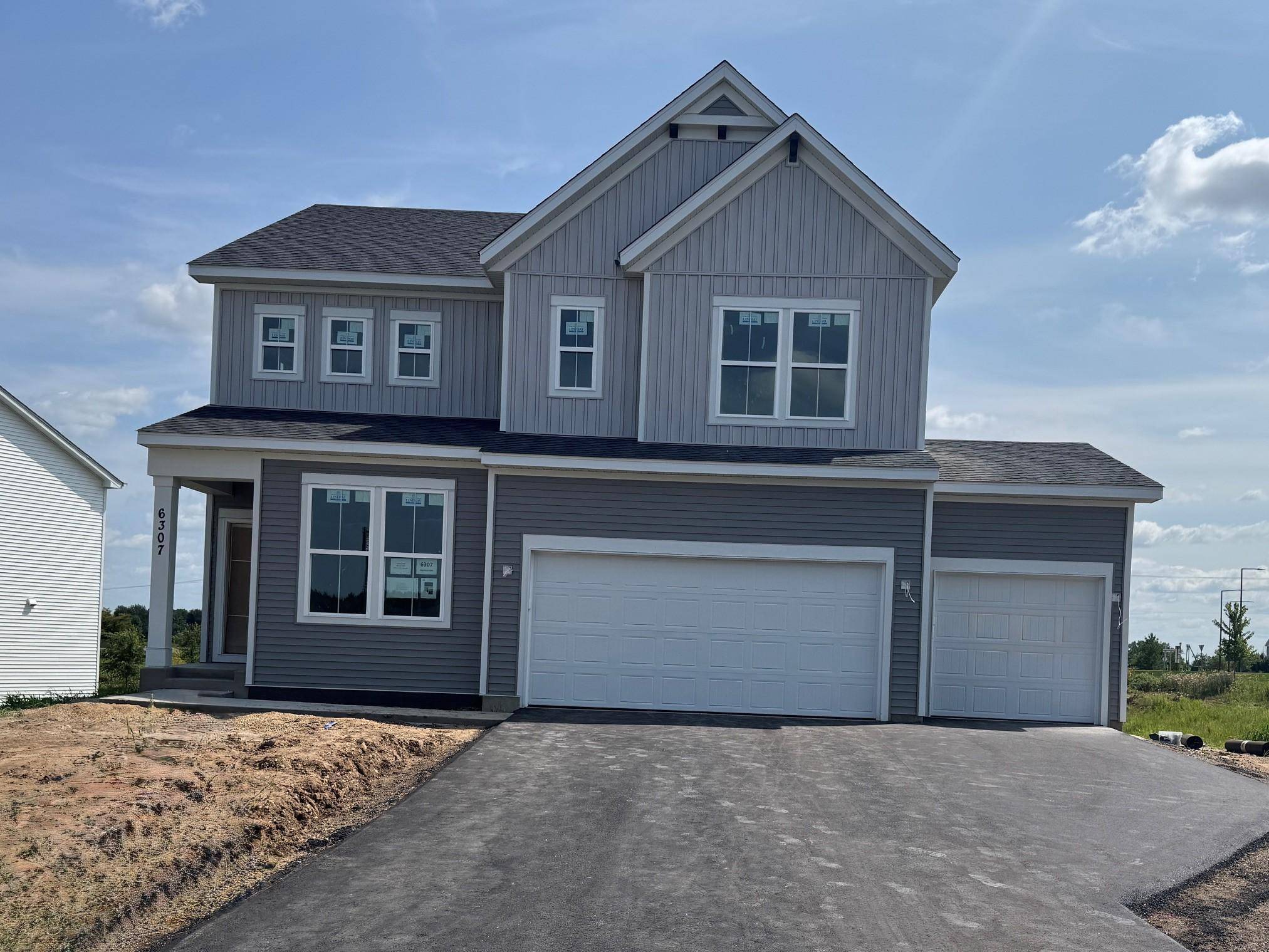 6307 Highland Hills AVE S, Cottage Grove, MN 55016