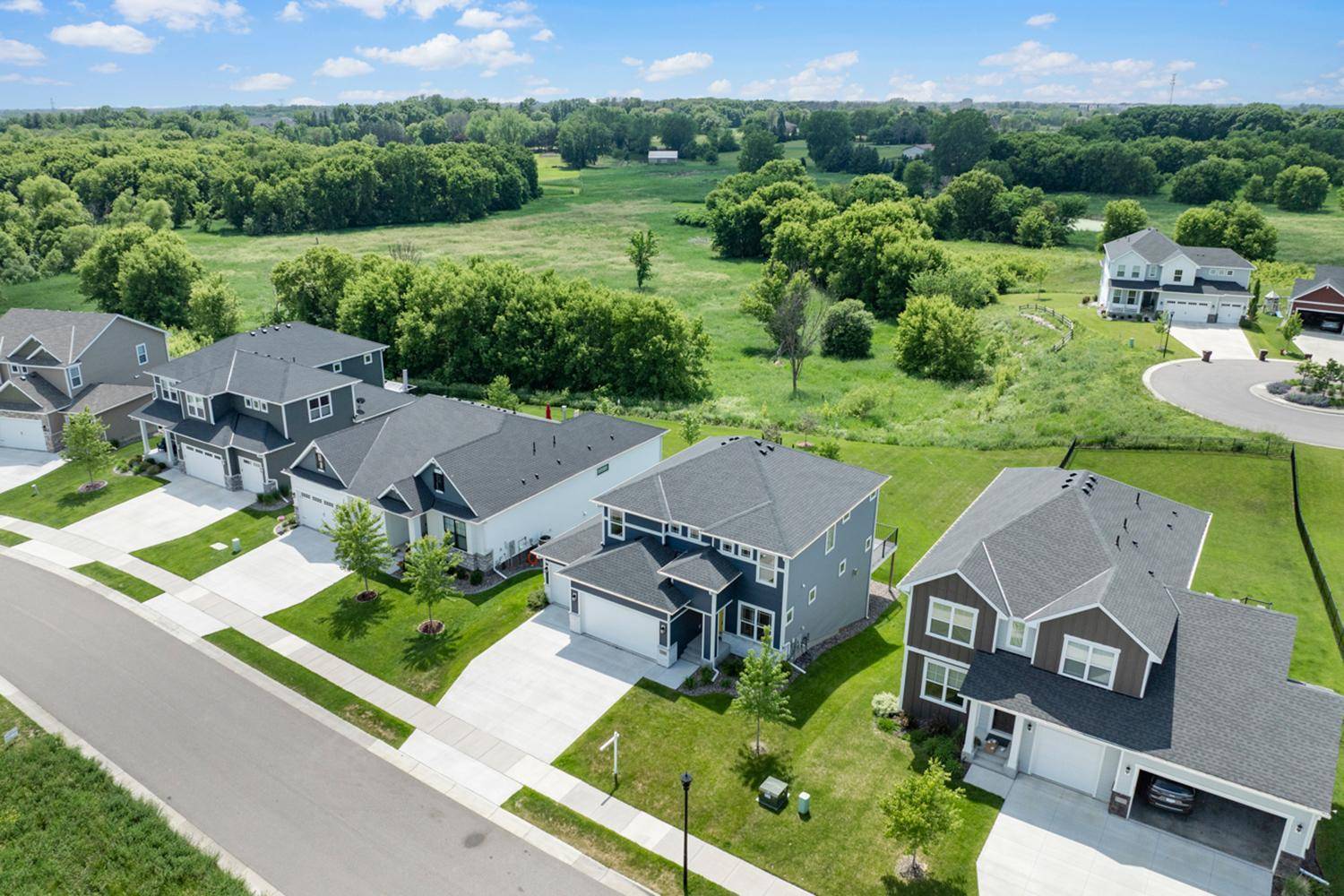 11549 Yuma LN N, Maple Grove, MN 55369