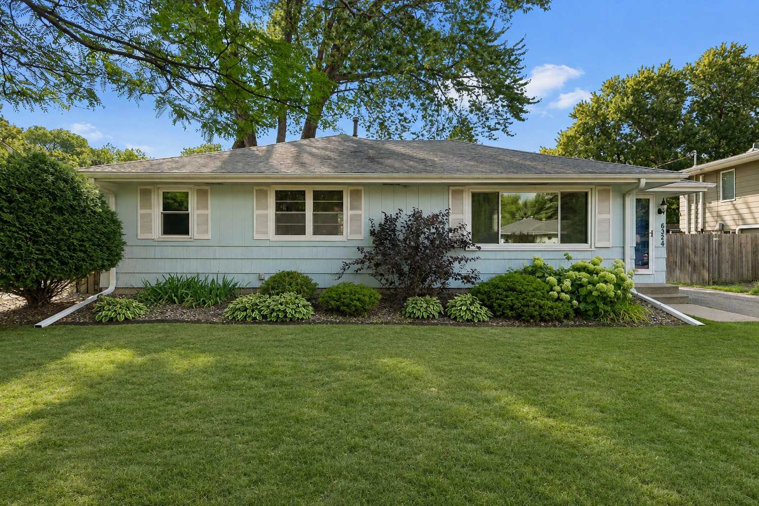 6324 Rolf AVE, Edina, MN 55439