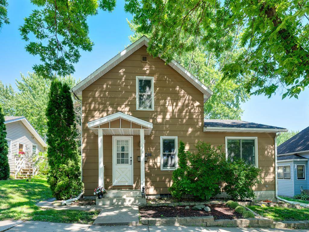 417 S Elm ST, Waconia, MN 55387
