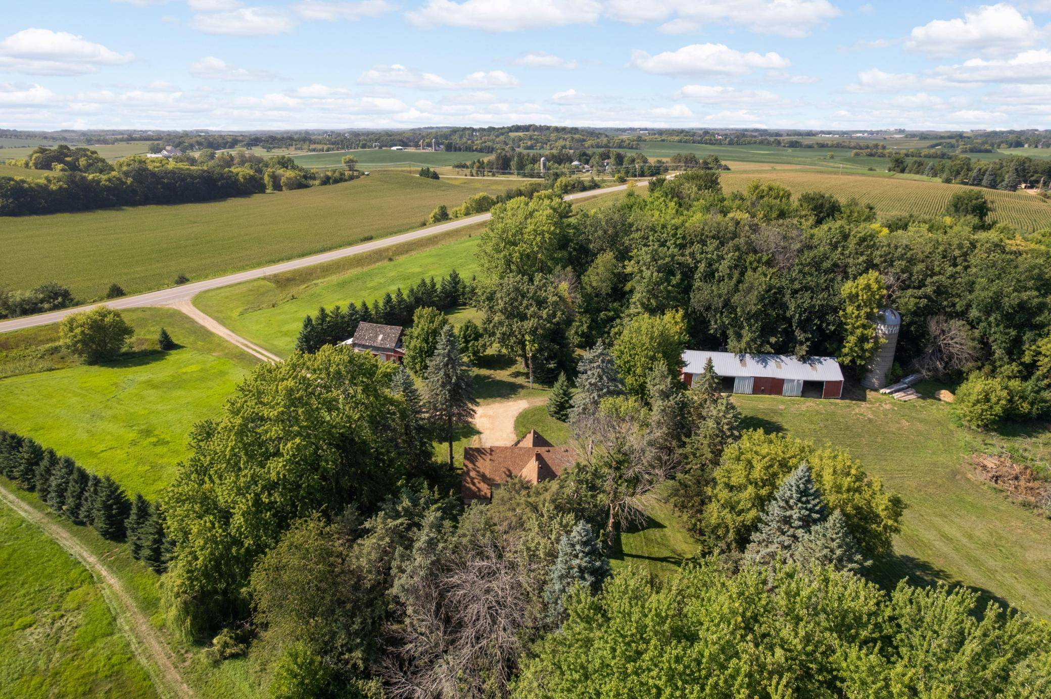 4215 Elmore AVE, Webster, MN 55088