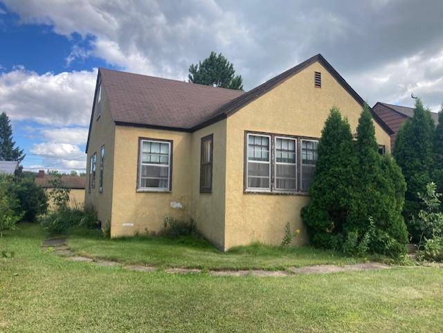 626 1st ST, Nashwauk, MN 55769