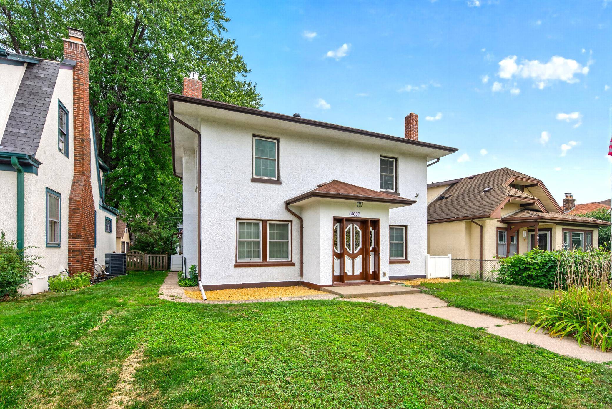 4037 Grand AVE S, Minneapolis, MN 55409