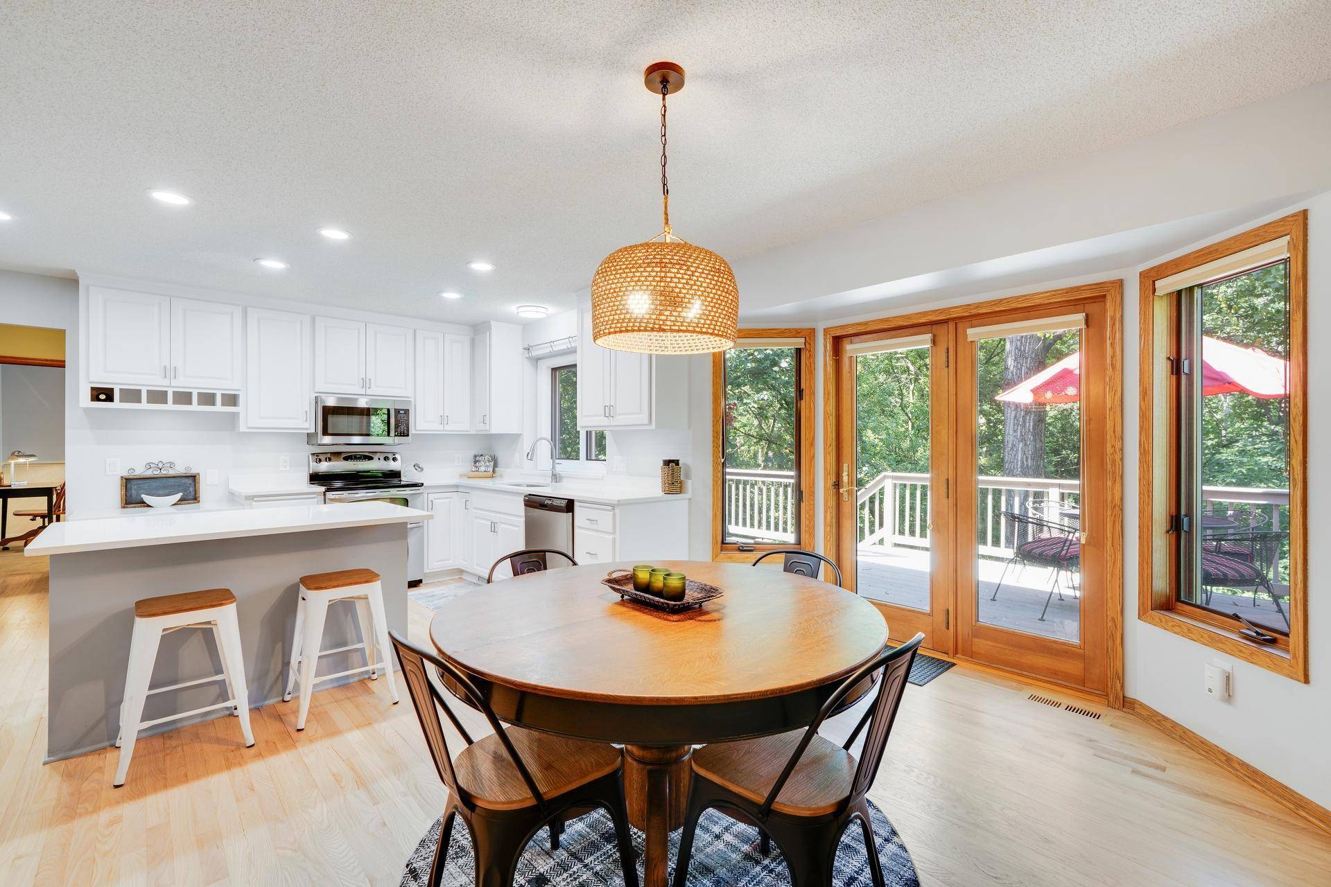 3757 Bayberry LN, Eagan, MN 55123