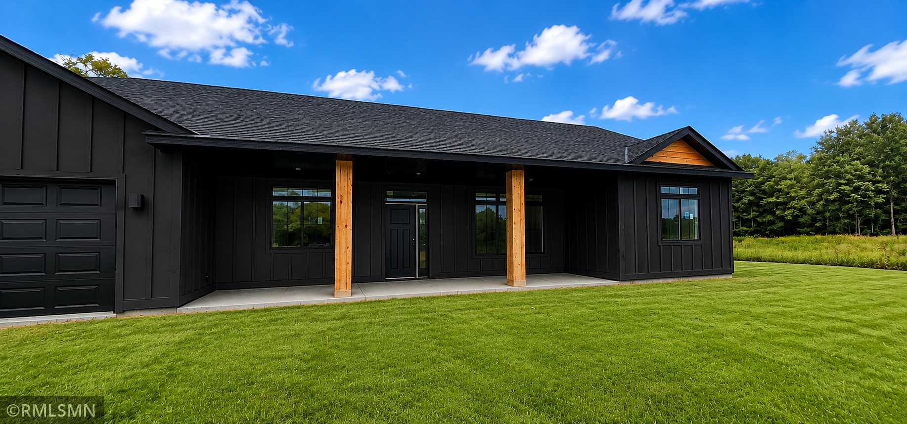 3074 317th CT NW, Cambridge, MN 55008