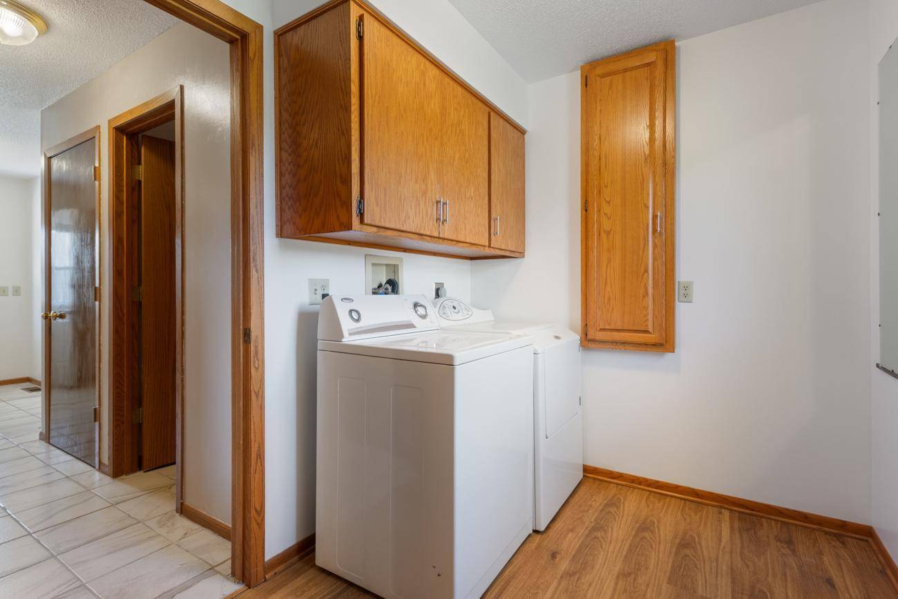 1433 Morris AVE, Hinckley, MN 55037