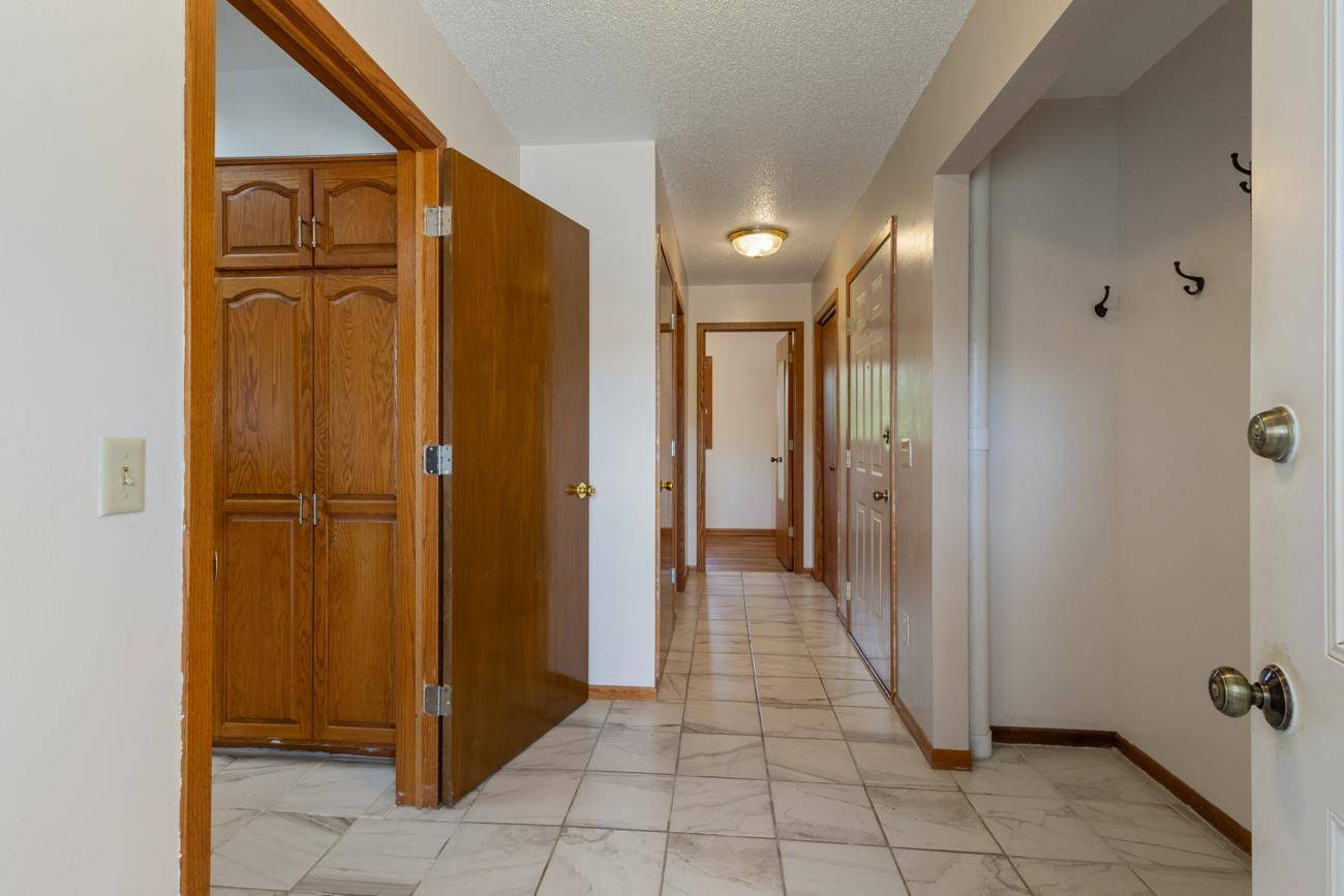 1433 Morris AVE, Hinckley, MN 55037