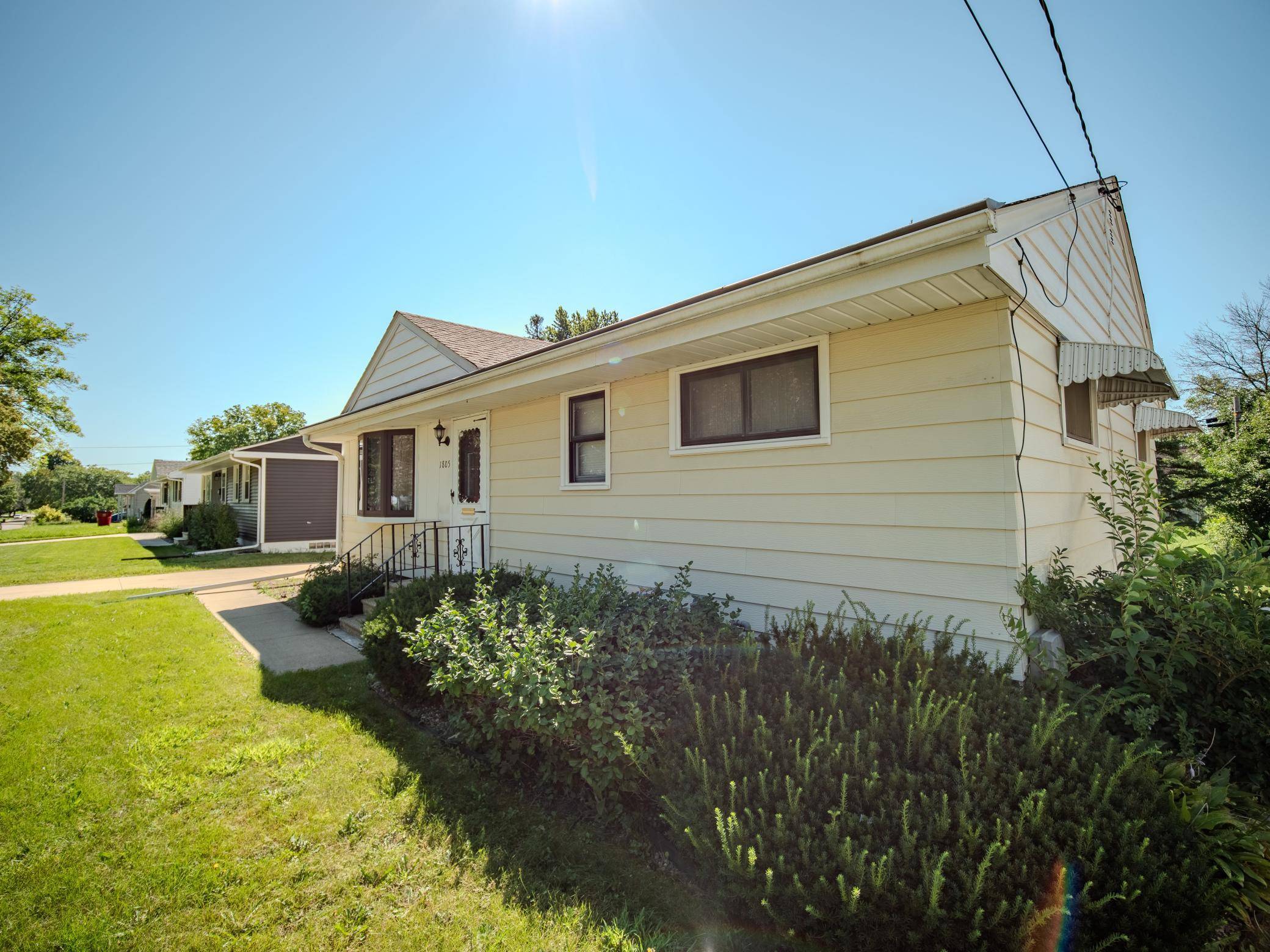 1805 5th AVE NW, Austin, MN 55912