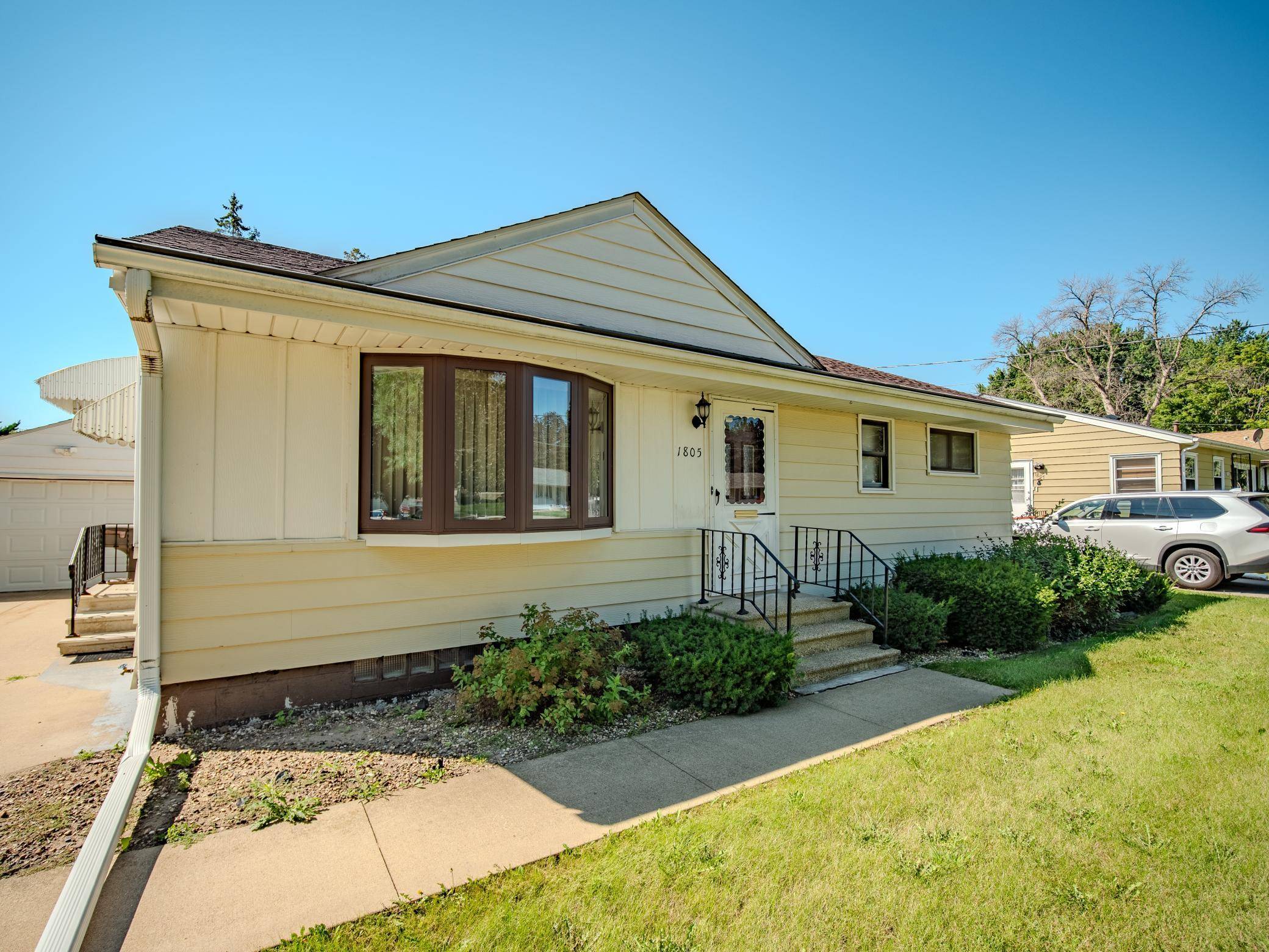 1805 5th AVE NW, Austin, MN 55912