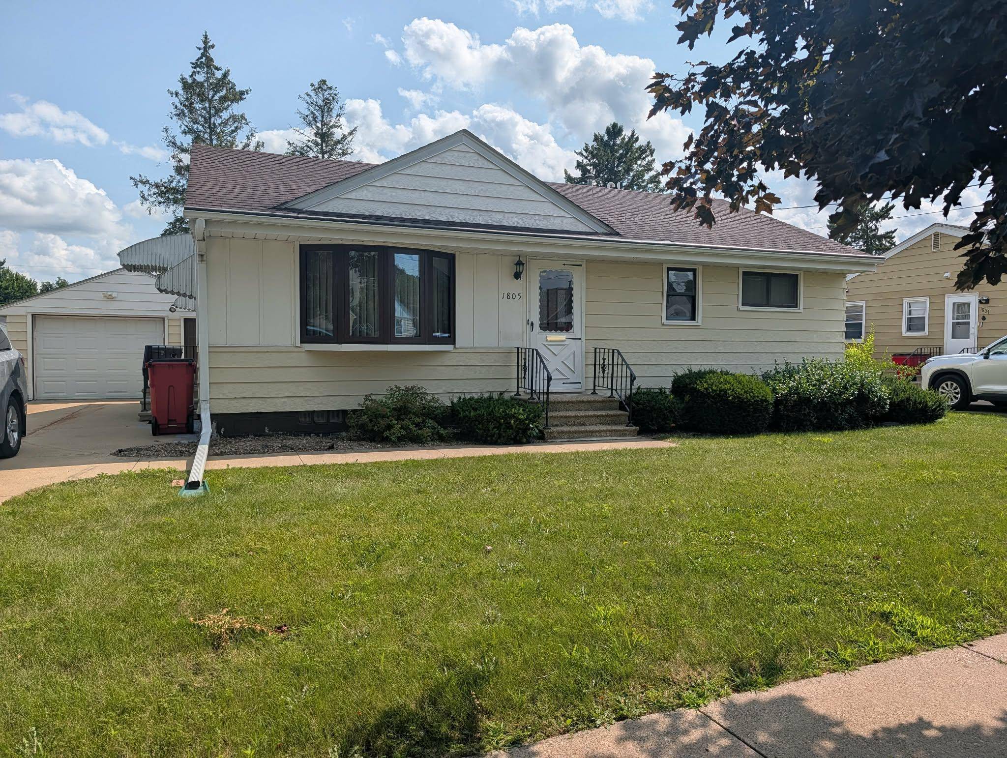 1805 5th AVE NW, Austin, MN 55912