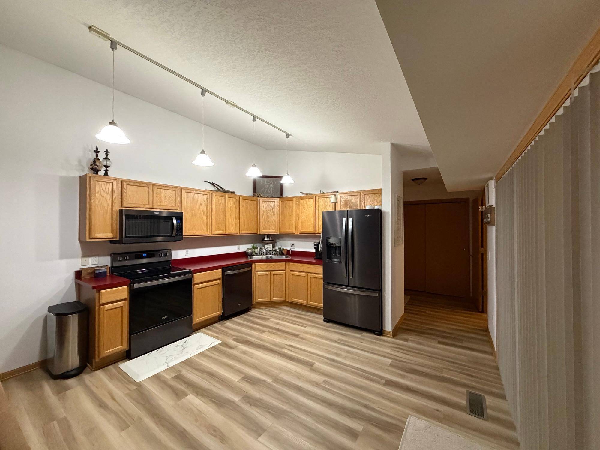 148 Cannonwood DR, Red Wing, MN 55066