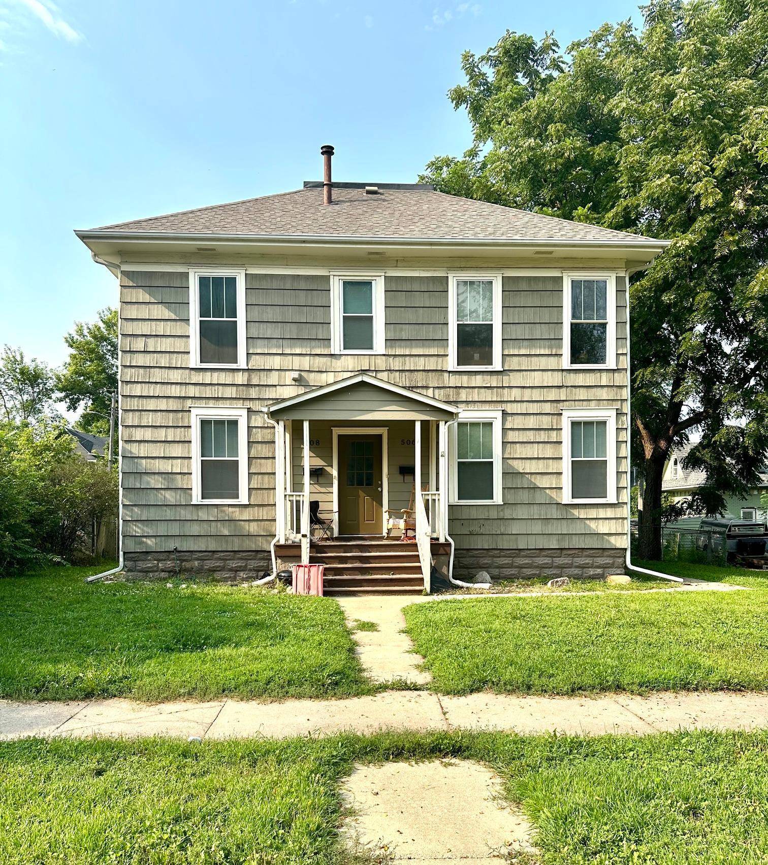 506 W College ST, Albert Lea, MN 56007