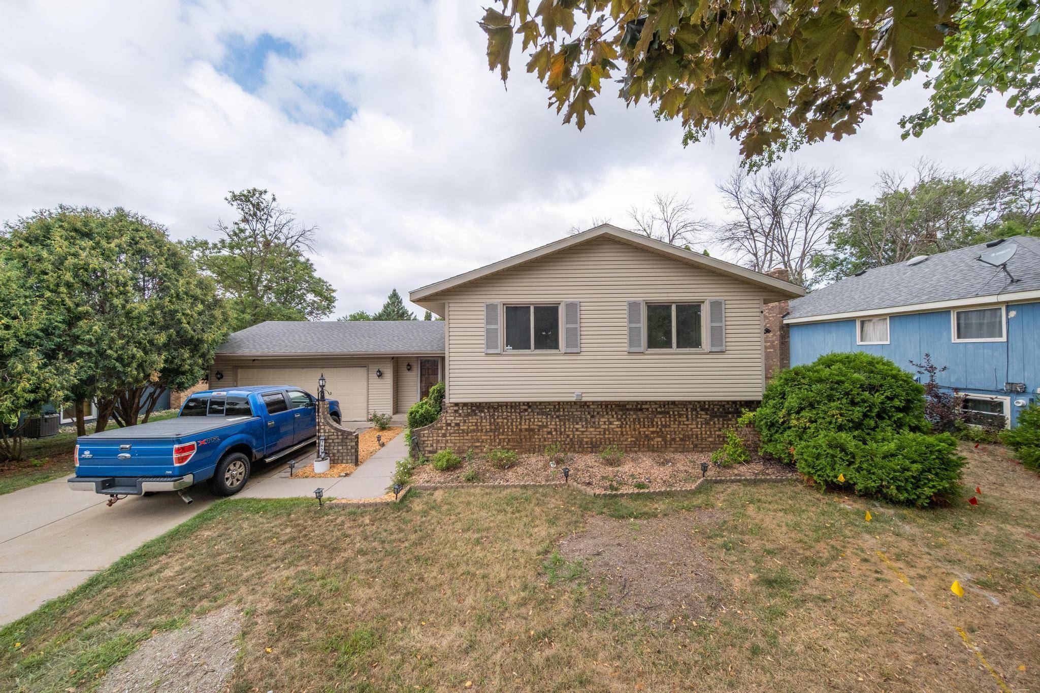 7857 Idaho AVE N, Brooklyn Park, MN 55445