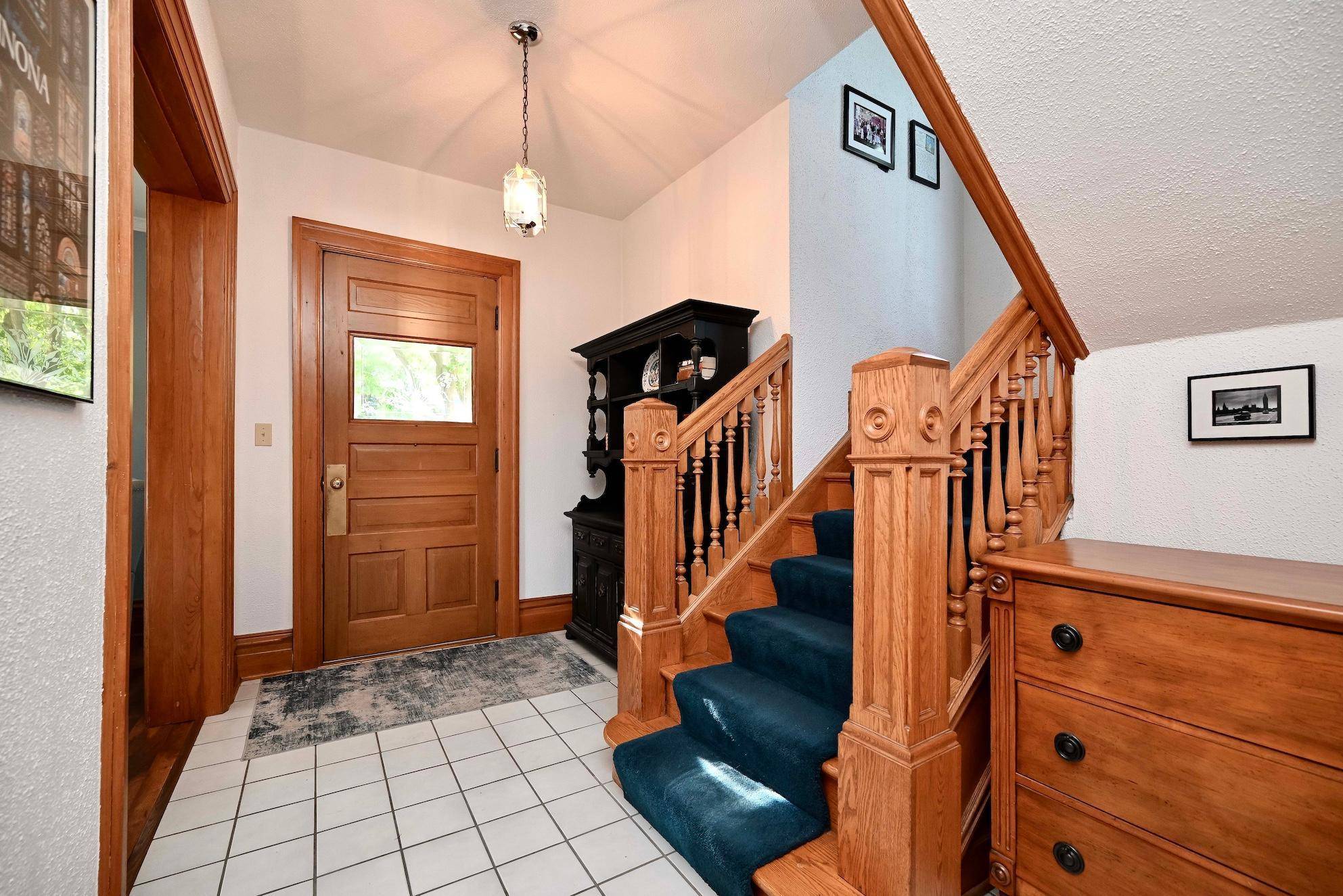 669 Main ST, Winona, MN 55987