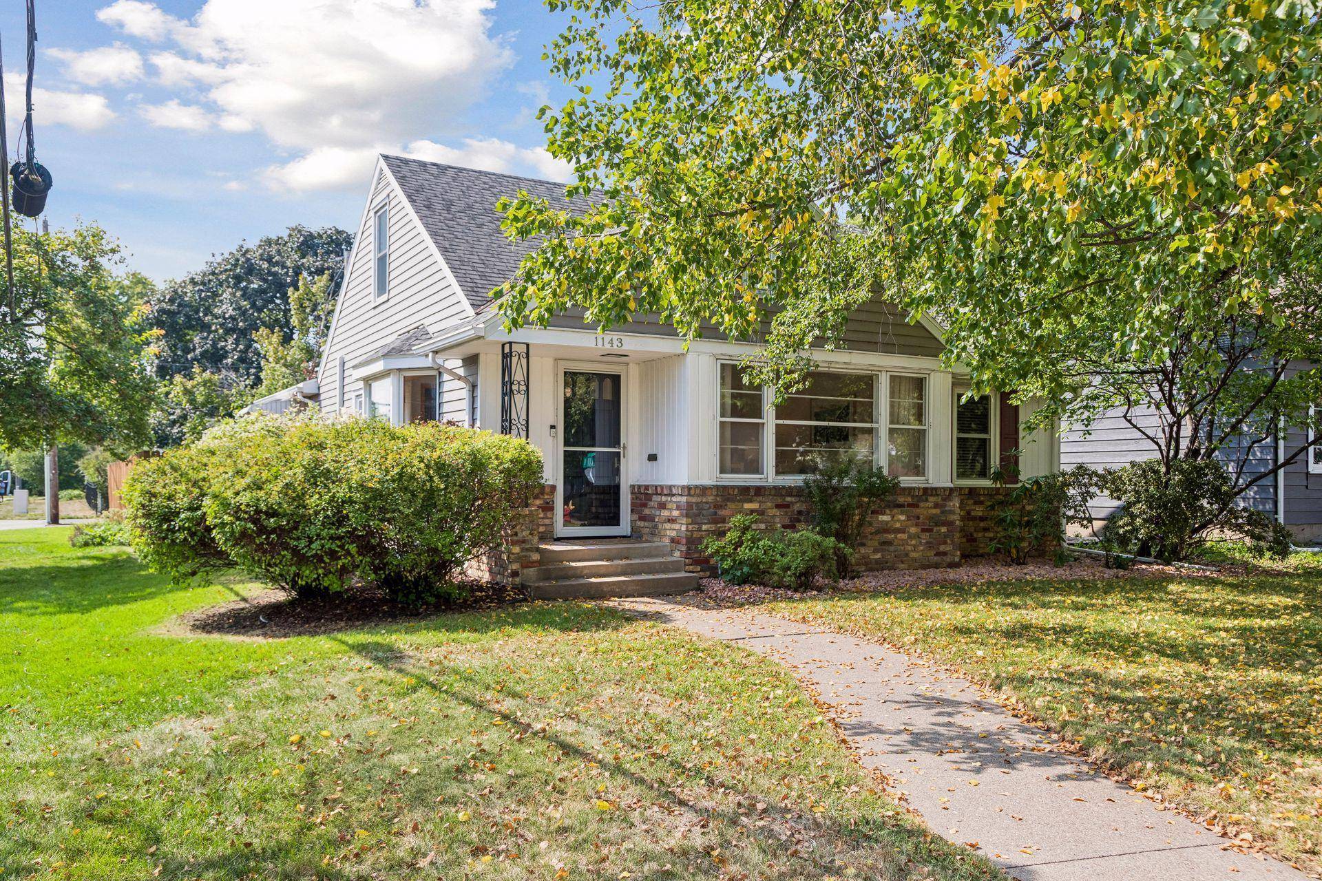 1143 Cleveland AVE S, Saint Paul, MN 55116
