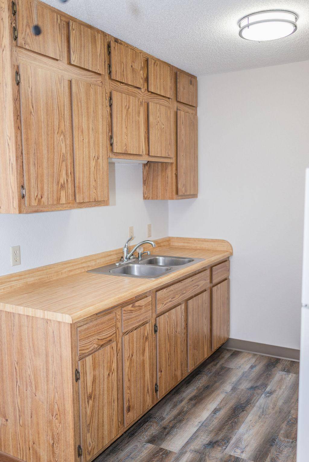 321 W Bert ST #35, Lake Crystal, MN 56055