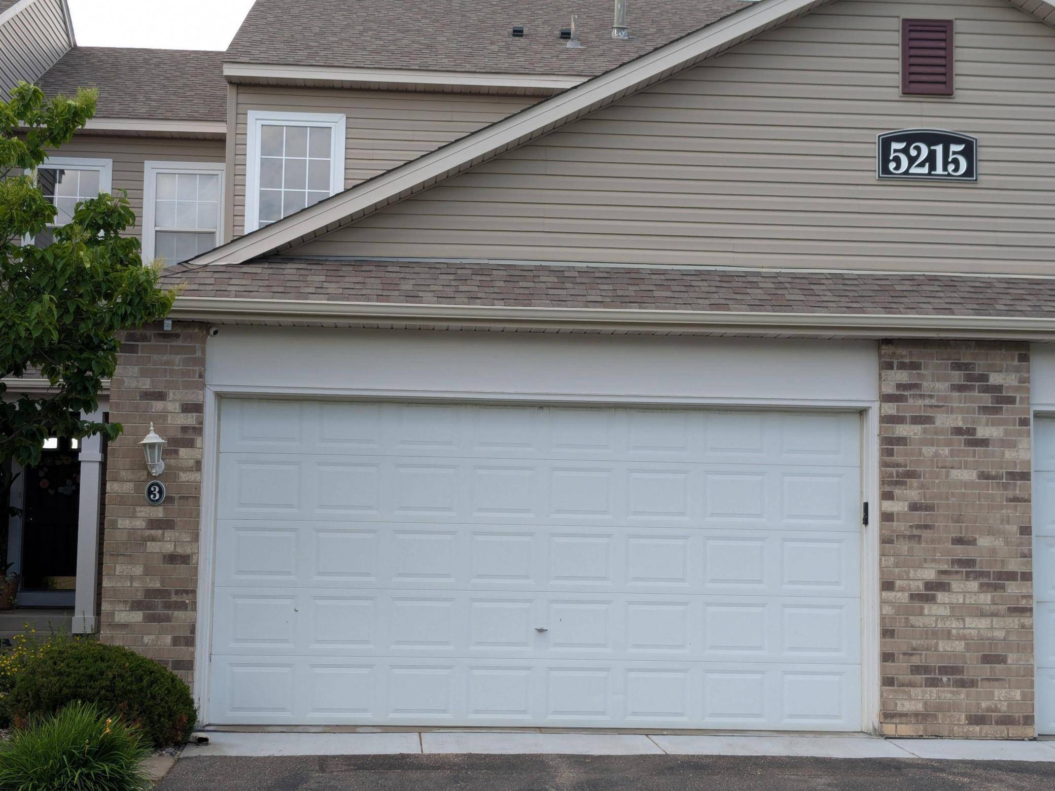 5215 Holly LA N #2403, Plymouth, MN 55446