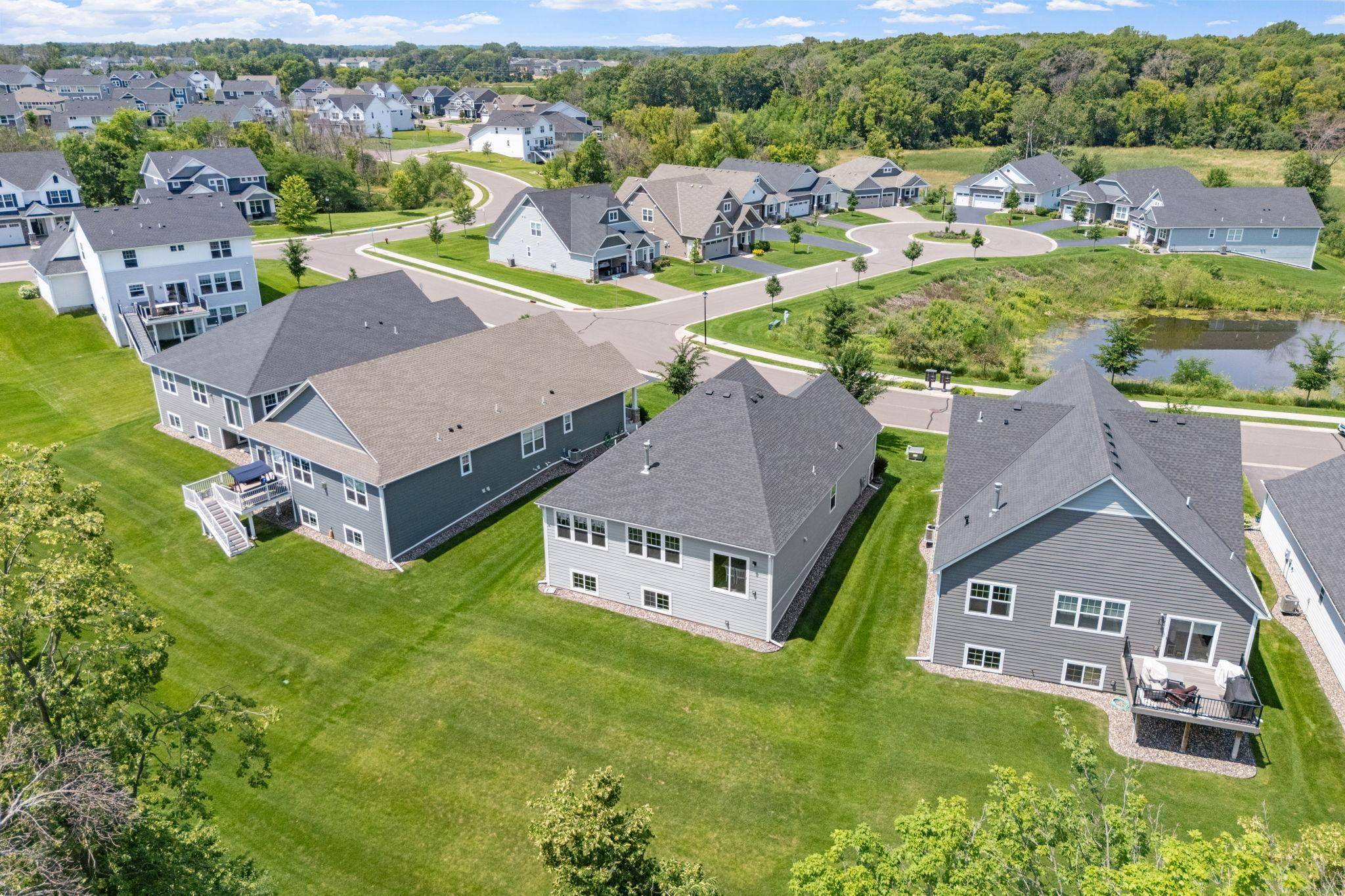 6726 Black Oak LN, Corcoran, MN 55340