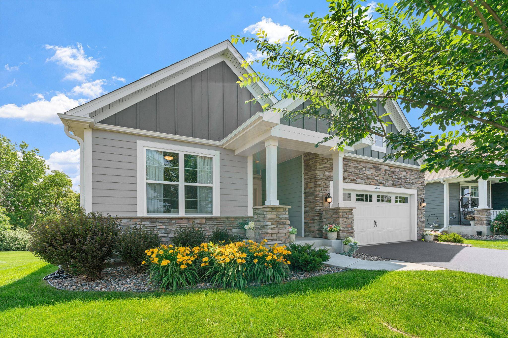 6726 Black Oak LN, Corcoran, MN 55340
