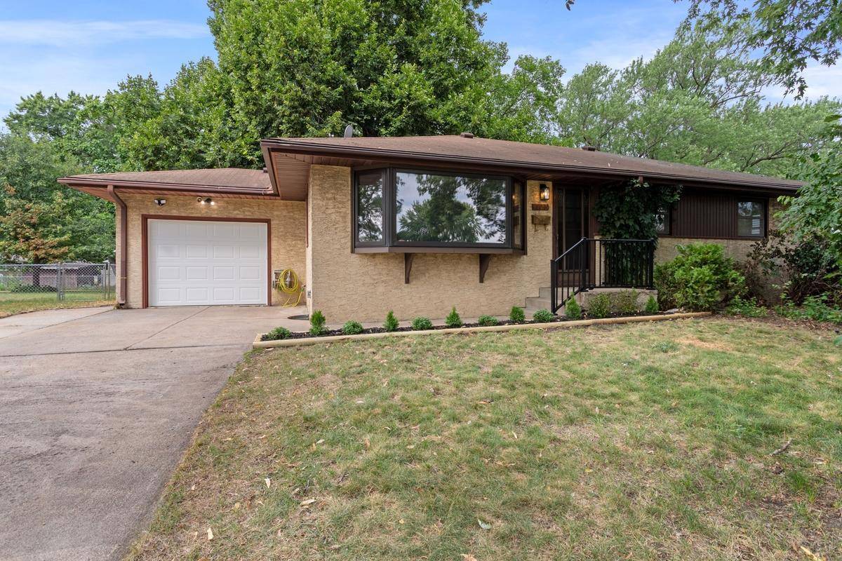 5725 Northport DR, Brooklyn Center, MN 55429