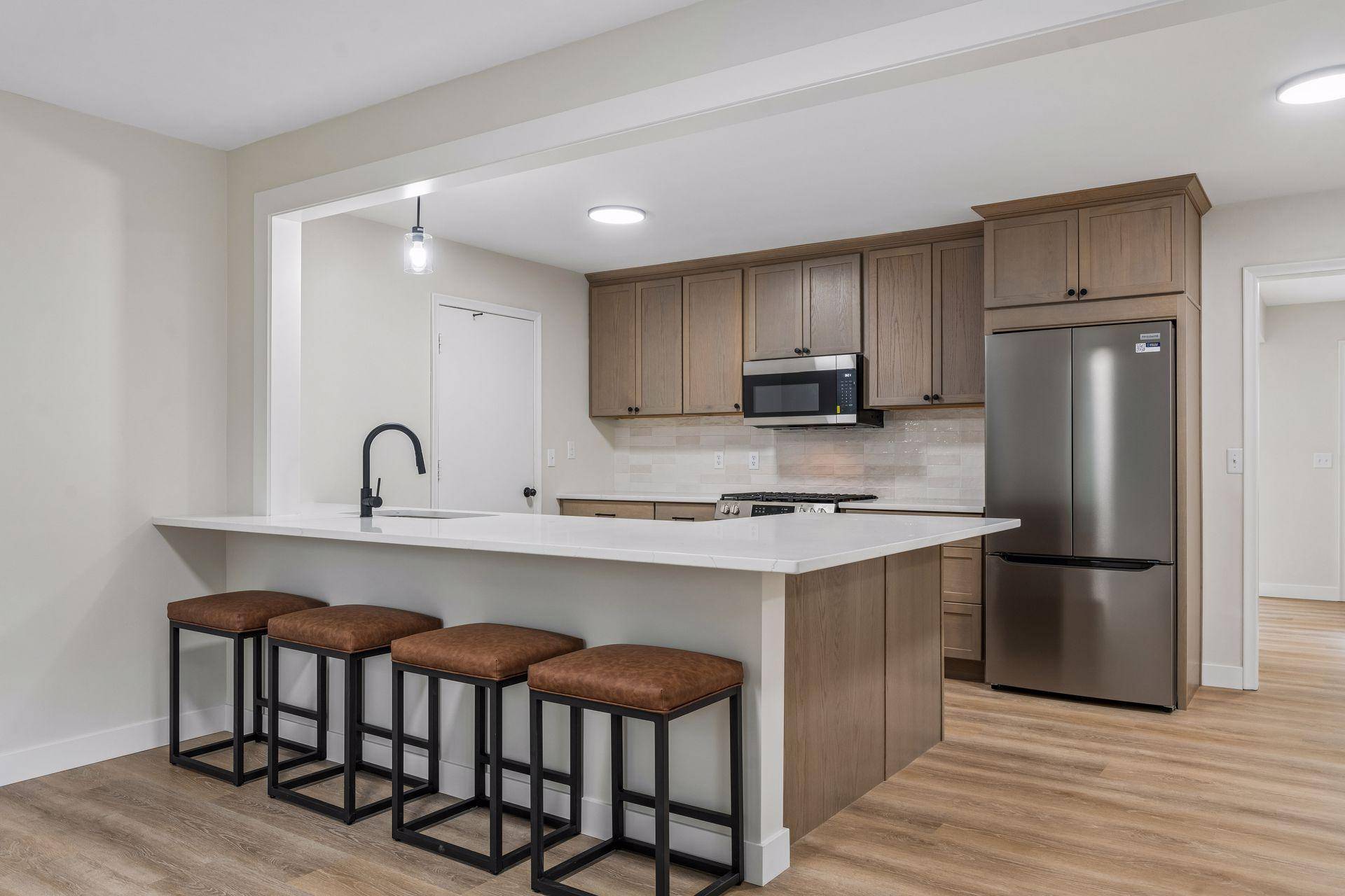 6109 Bethia LN, Brooklyn Park, MN 55429