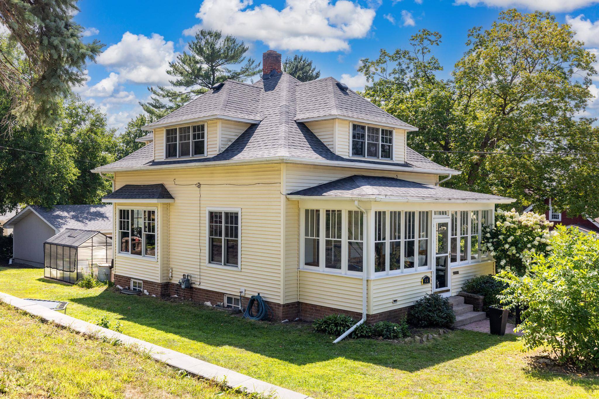 115 Mill ST E, Cannon Falls, MN 55009