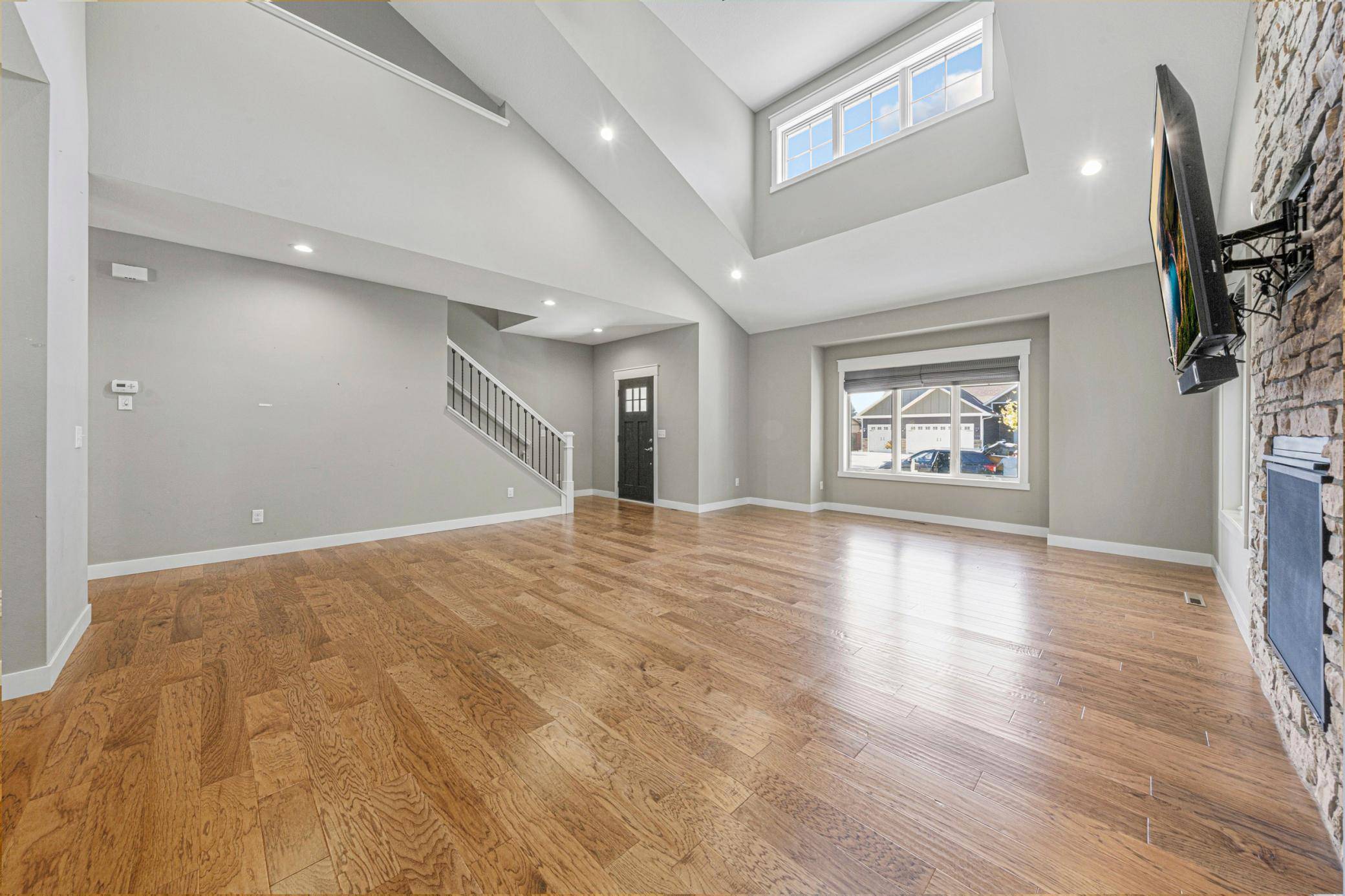 317 Oak Marsh DR, Mankato, MN 56001