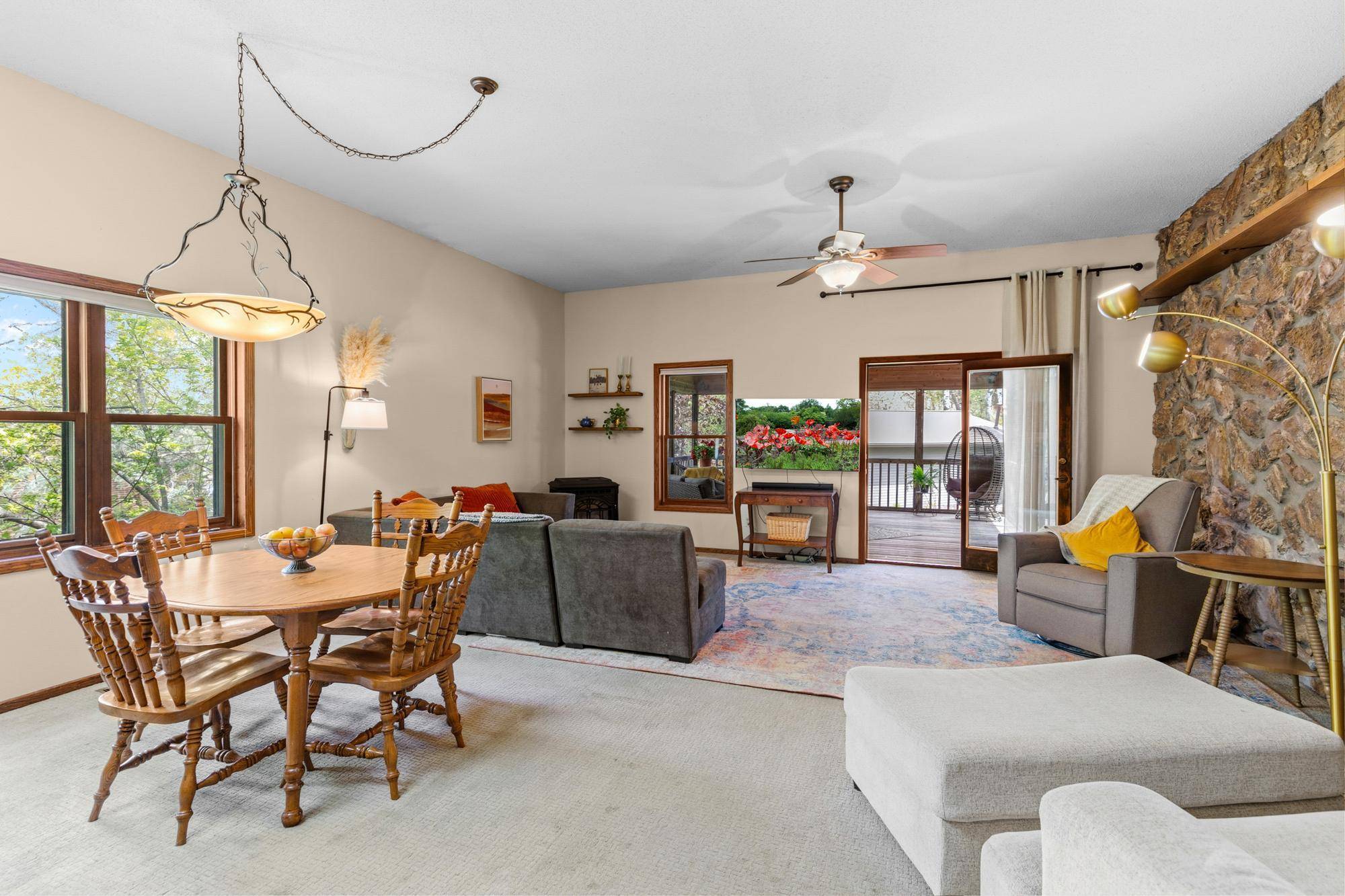 840 Hallam AVE N, Mahtomedi, MN 55115