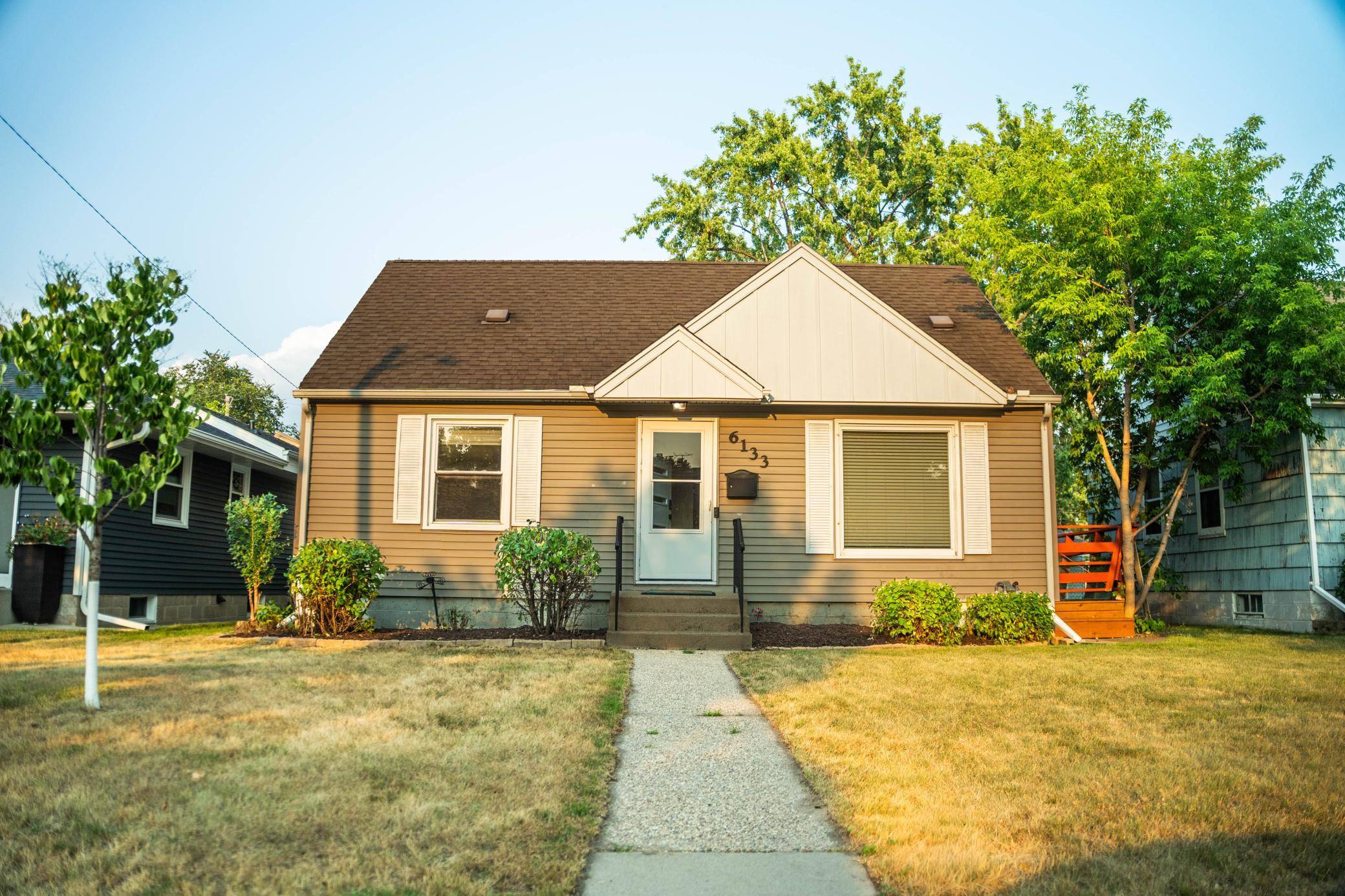 6133 Thomas AVE S, Minneapolis, MN 55410