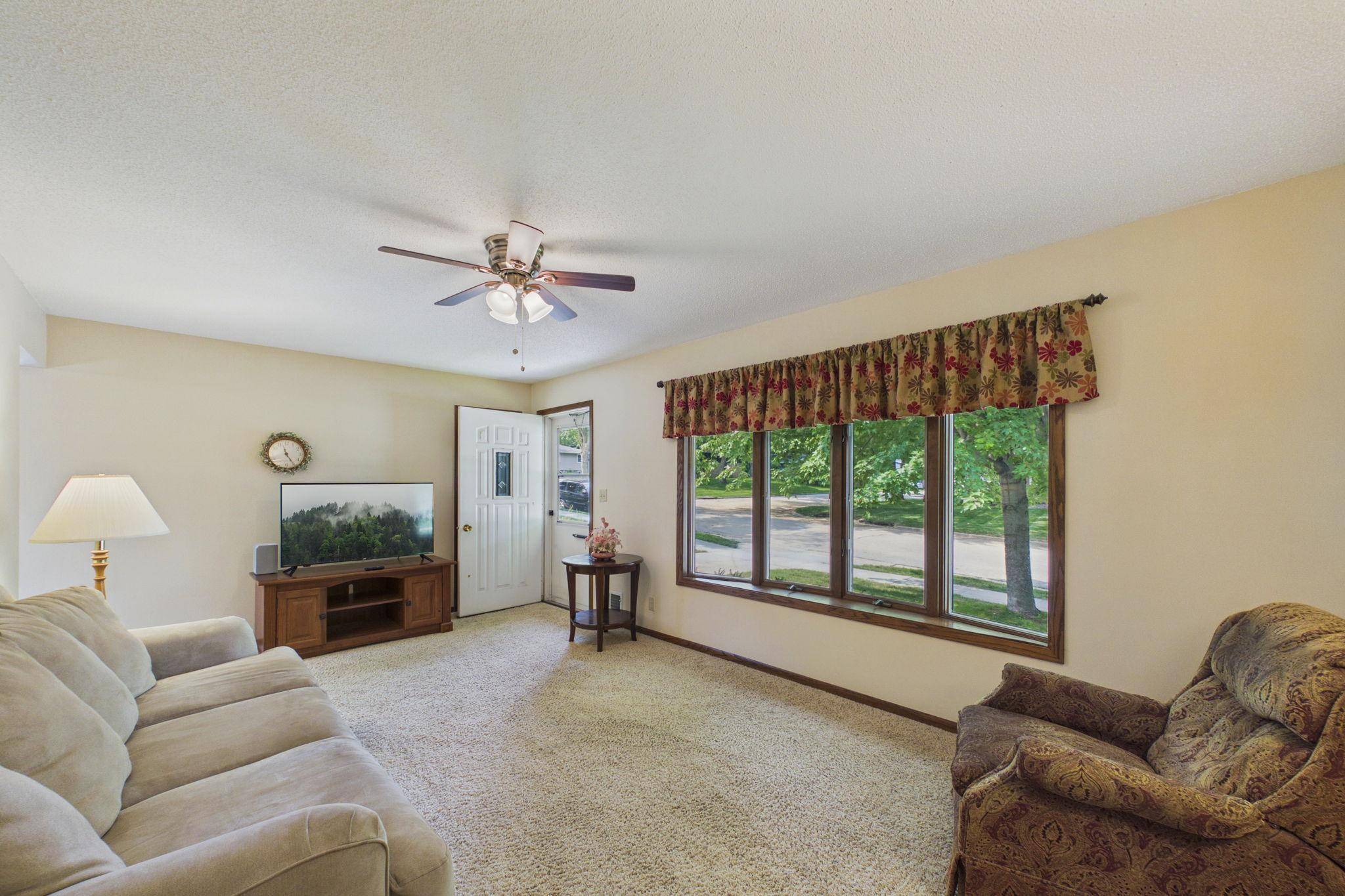 504 3rd AVE NE, Byron, MN 55920
