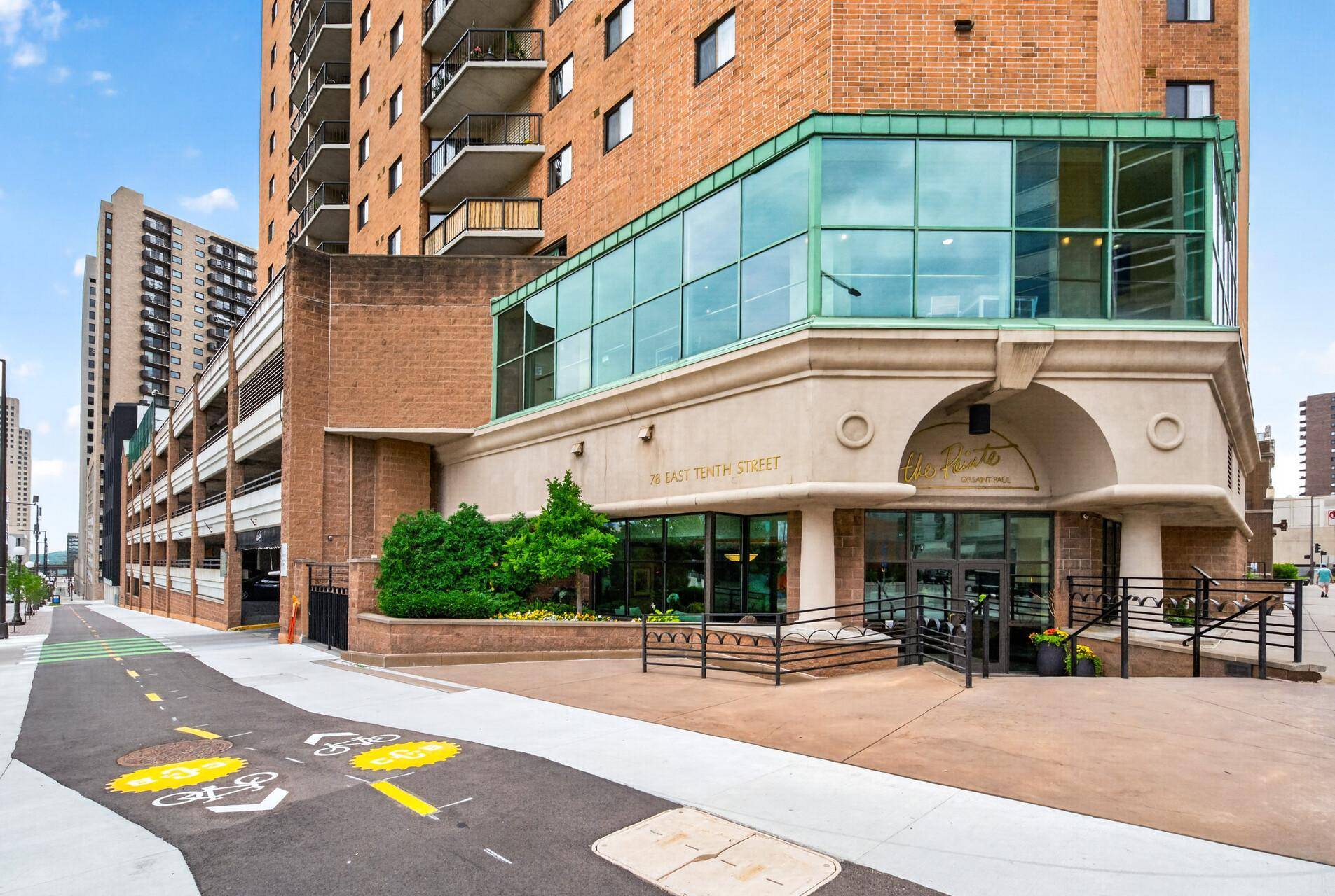 78 10th E ST #1909, Saint Paul, MN 55101