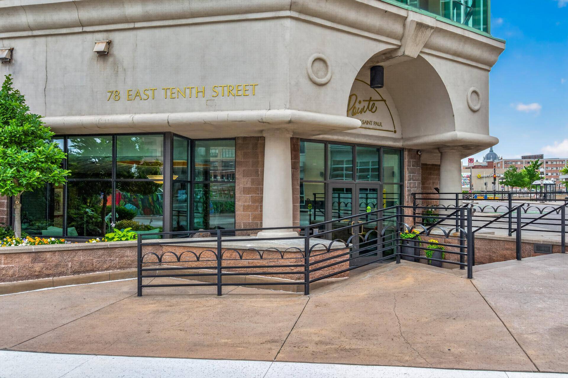 78 10th E ST #1909, Saint Paul, MN 55101