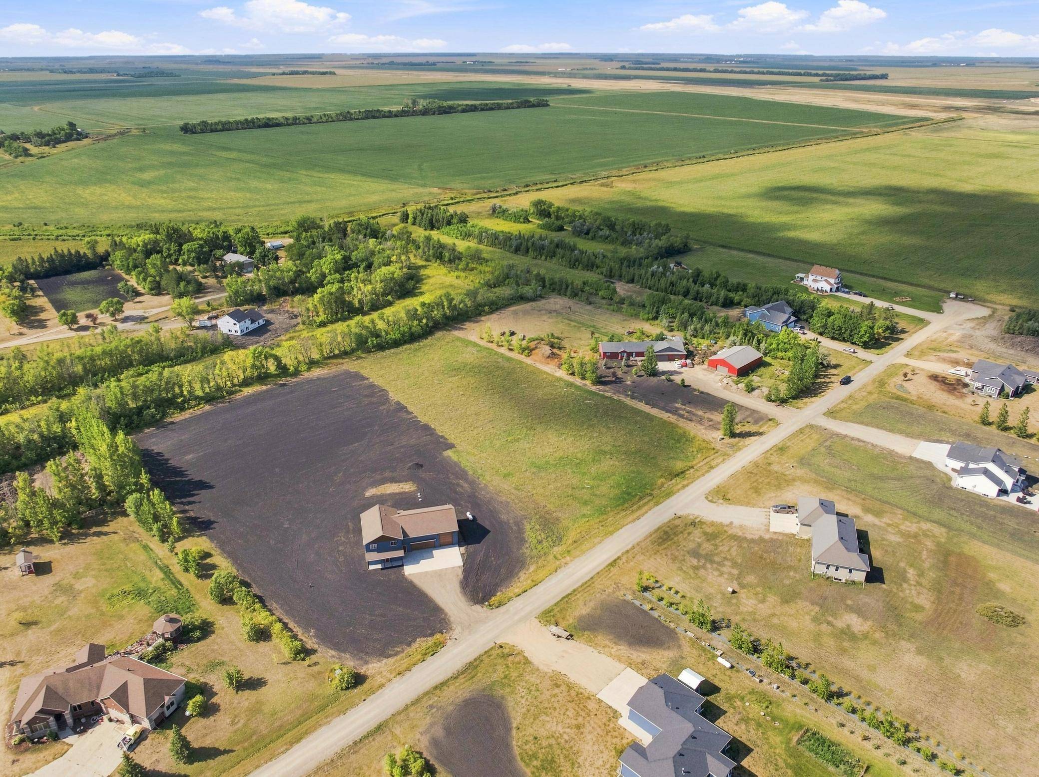 16864 Orchard BLVD W, Harwood, ND 58042