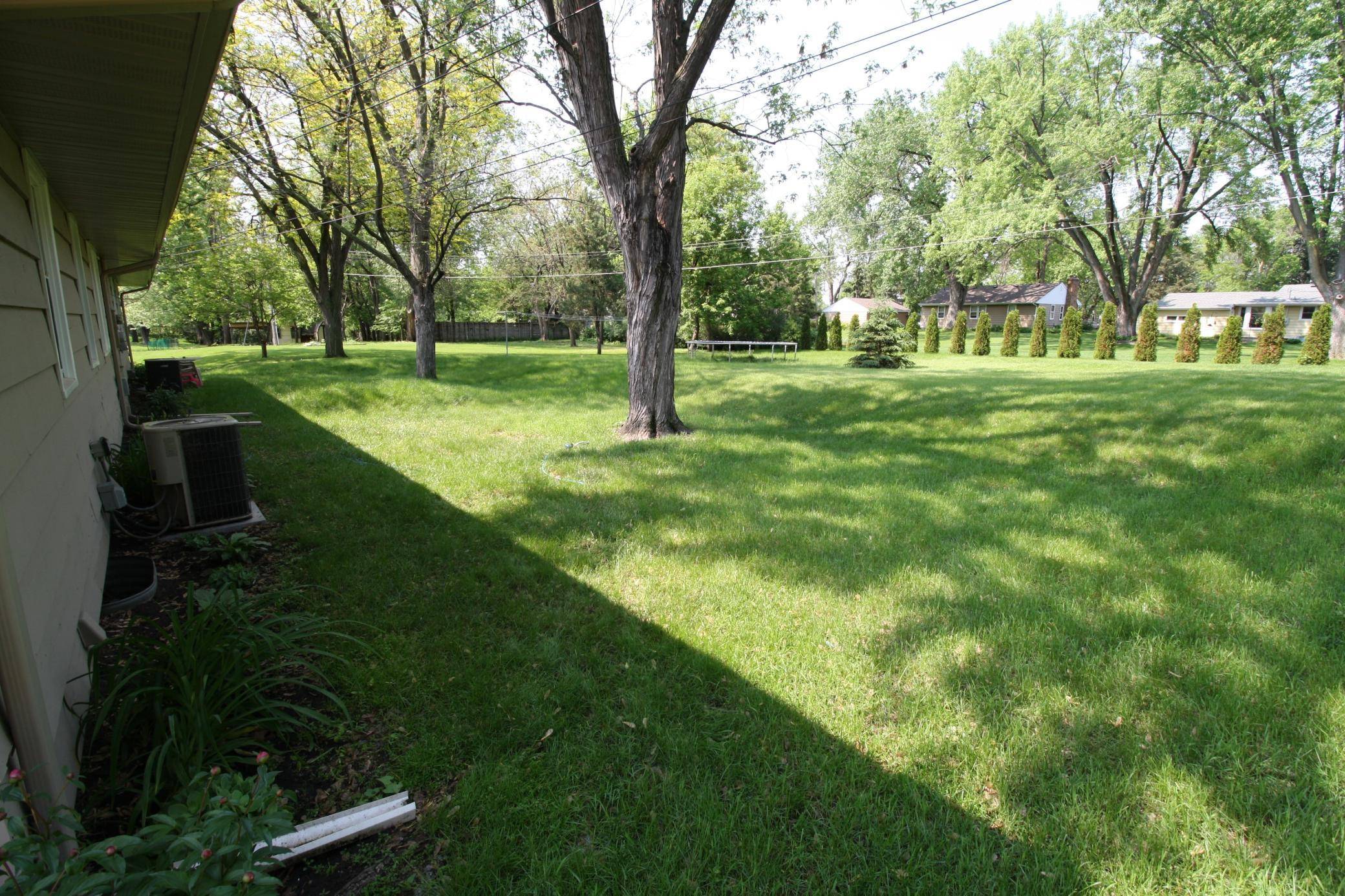 9522 Pleasant AVE S, Bloomington, MN 55420