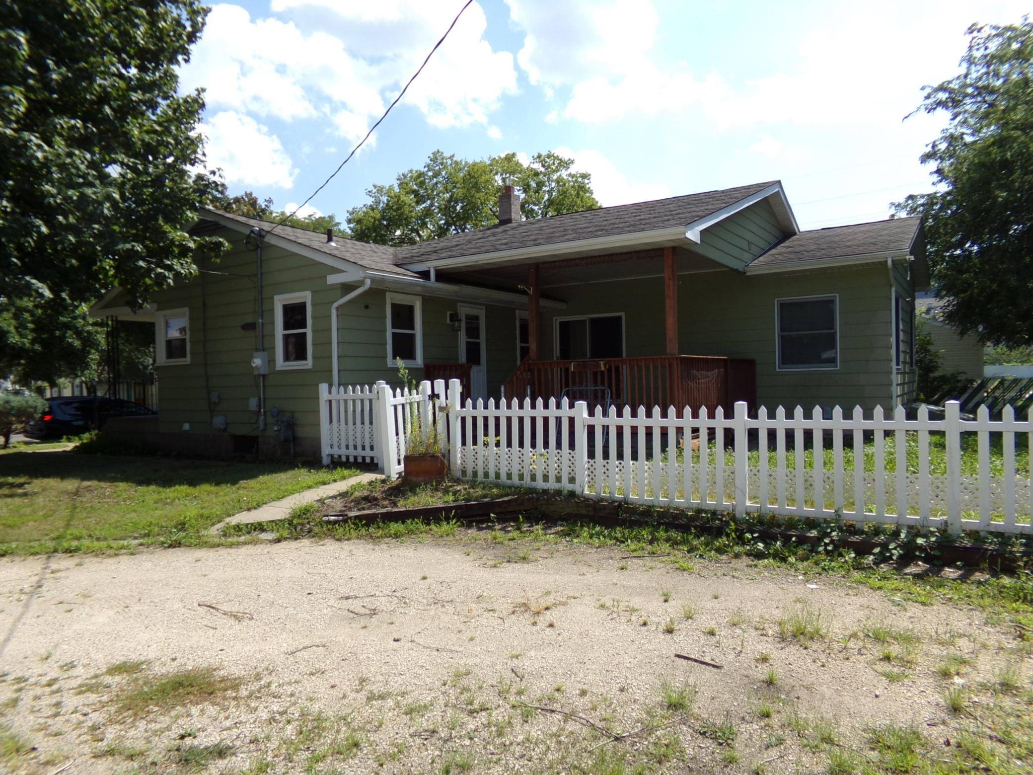 521 Kansas ST, Winona, MN 55987