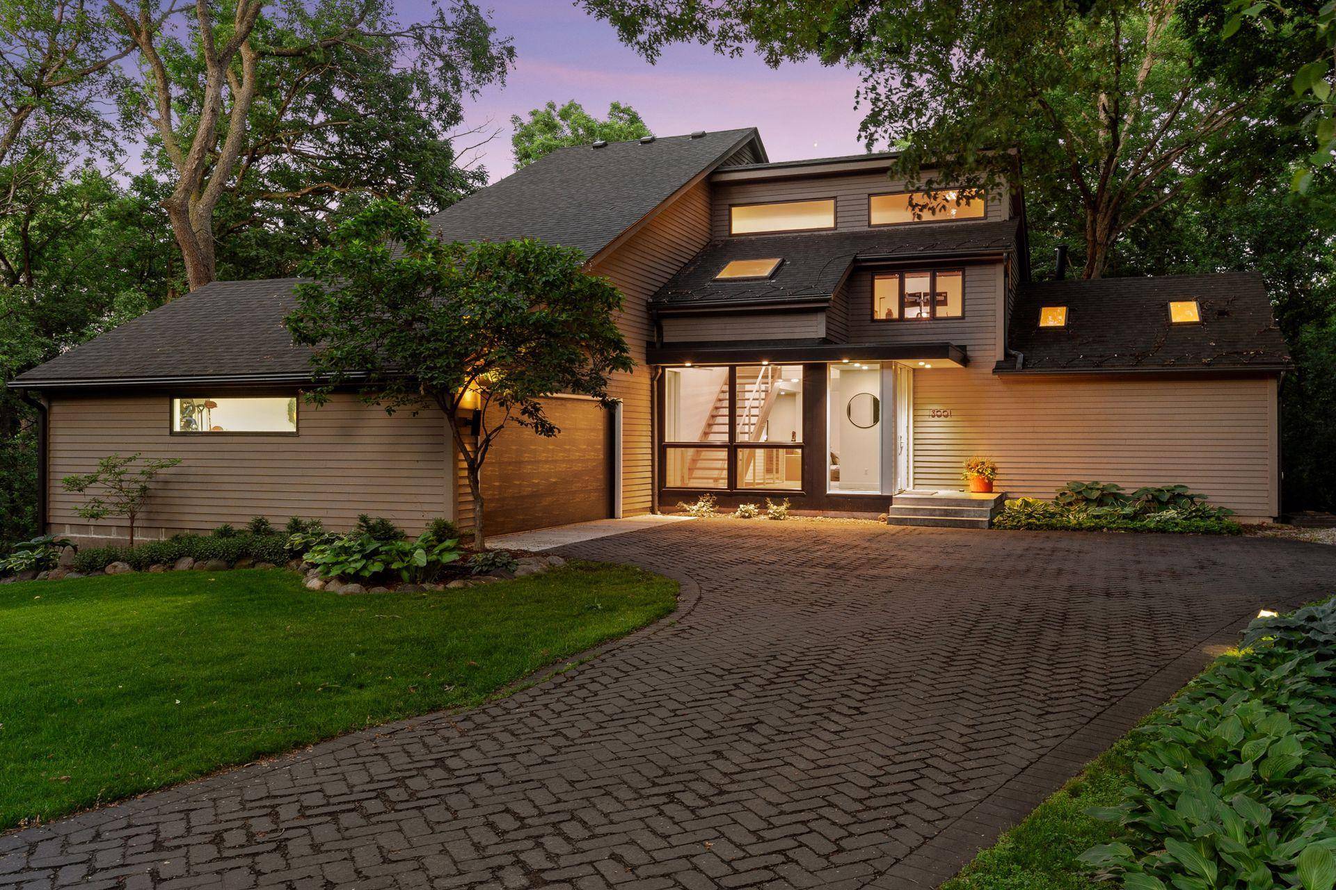 13001 Brenwood TRL, Minnetonka, MN 55343