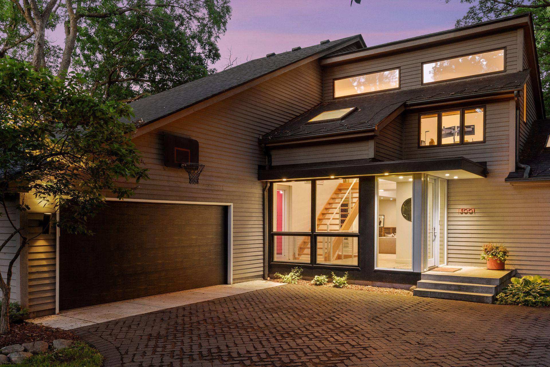 13001 Brenwood TRL, Minnetonka, MN 55343
