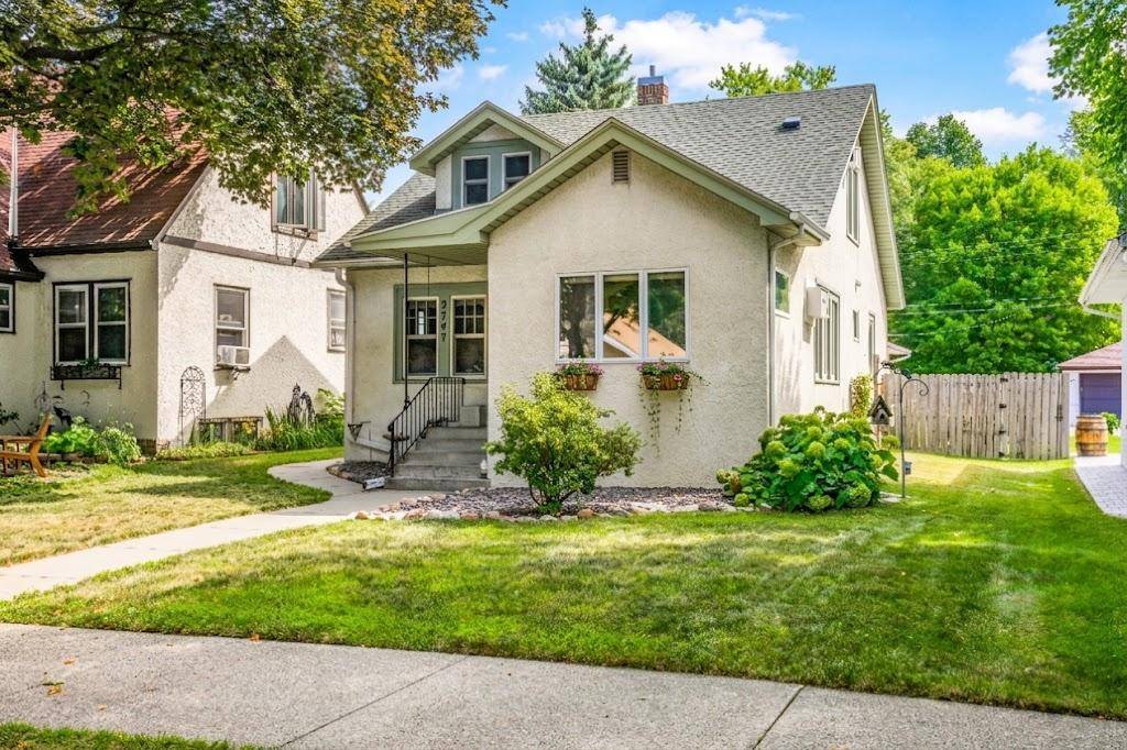 2747 Garfield ST NE, Minneapolis, MN 55418