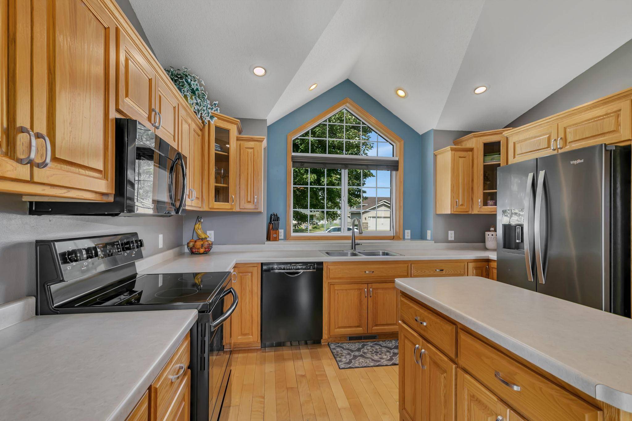 605 Lake Anna DR, Avon, MN 56310