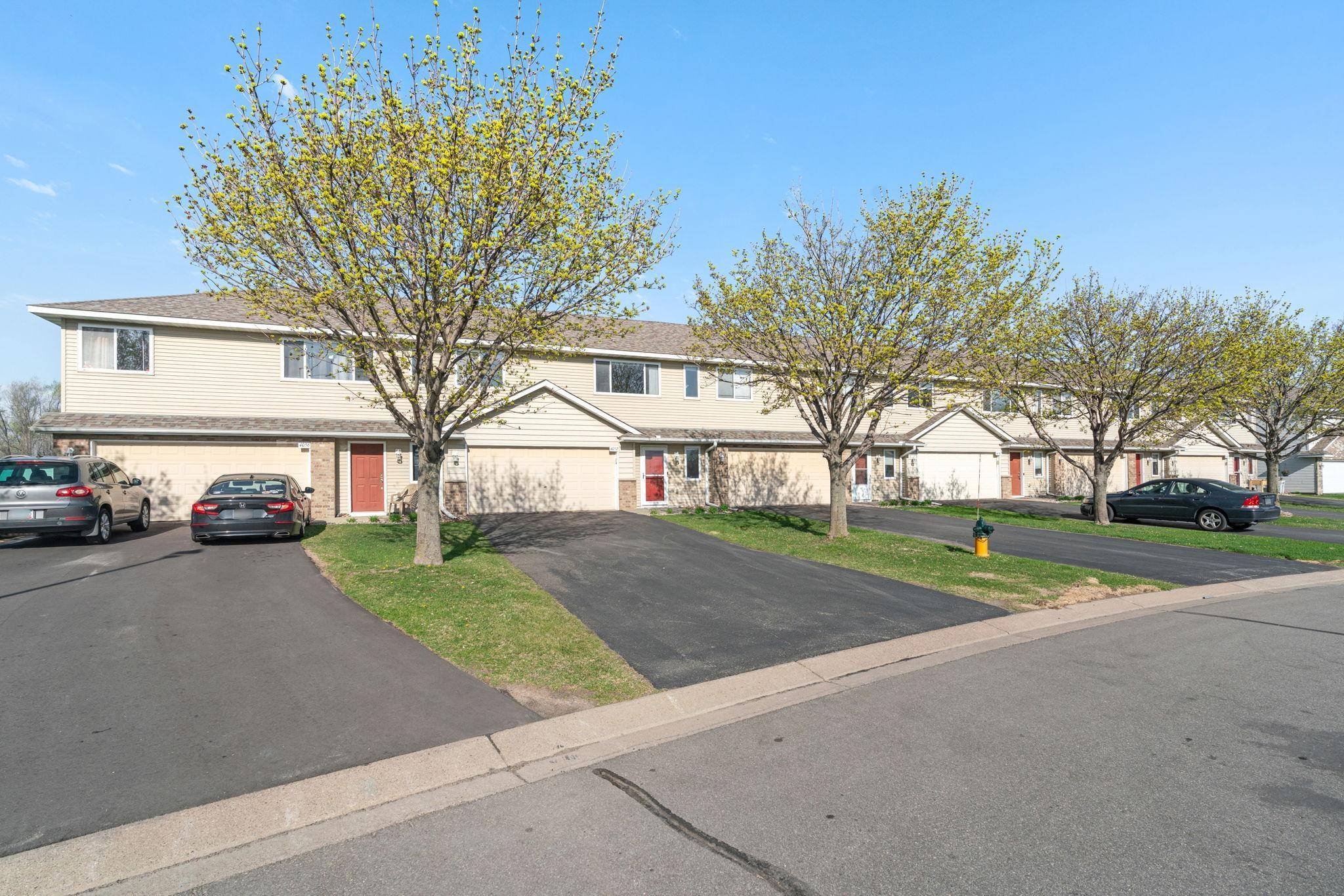 4052 Blakewood DR, Shakopee, MN 55379