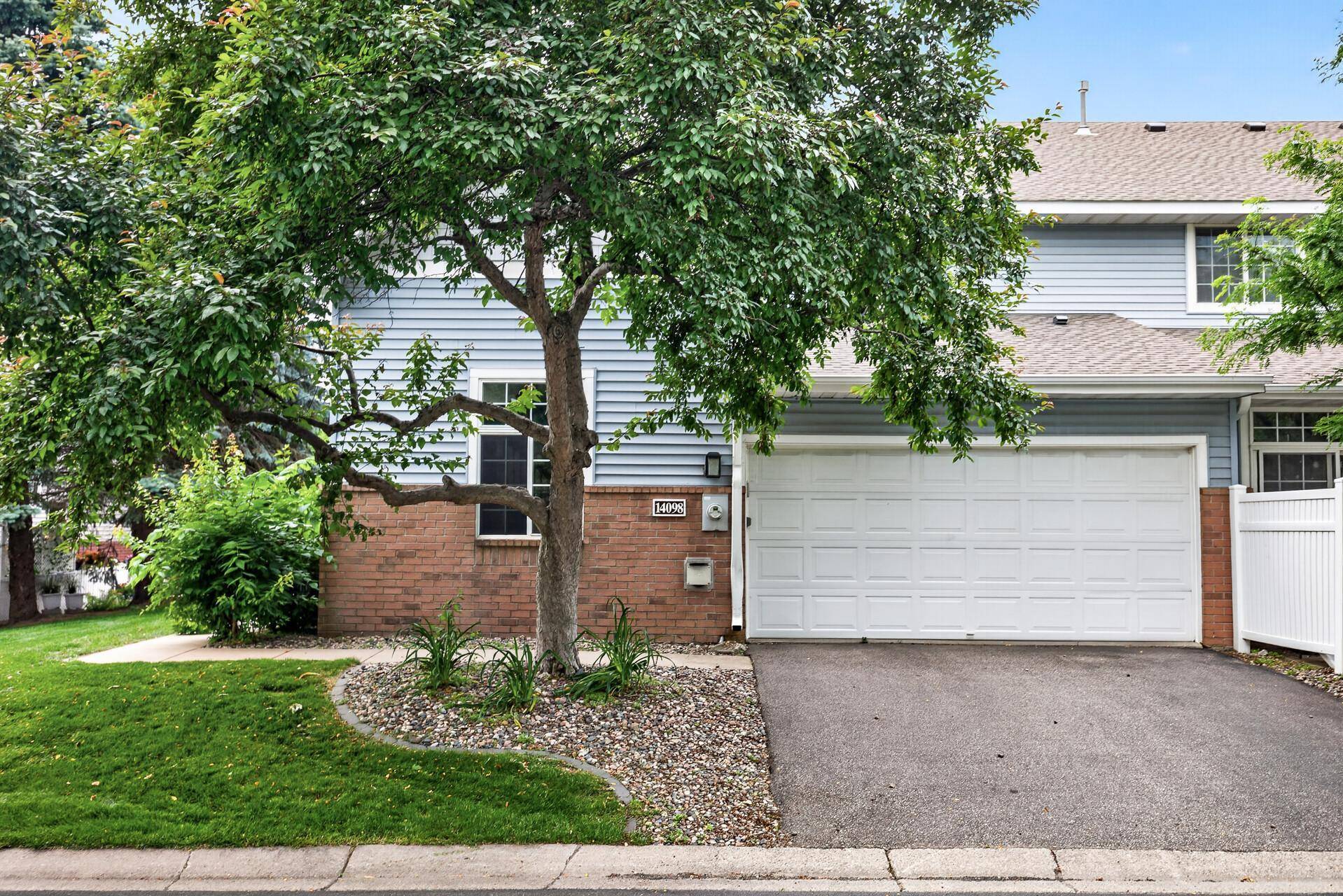 14098 Plymouth AVE S #56, Burnsville, MN 55337