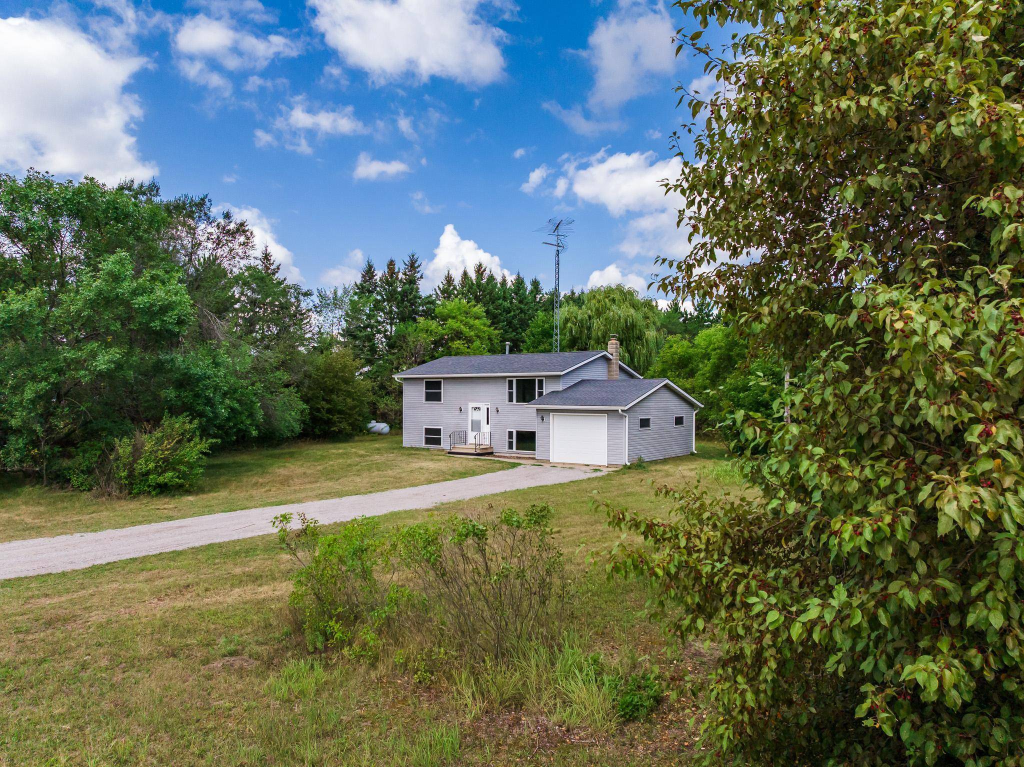 16042 203rd ST, Little Falls, MN 56345