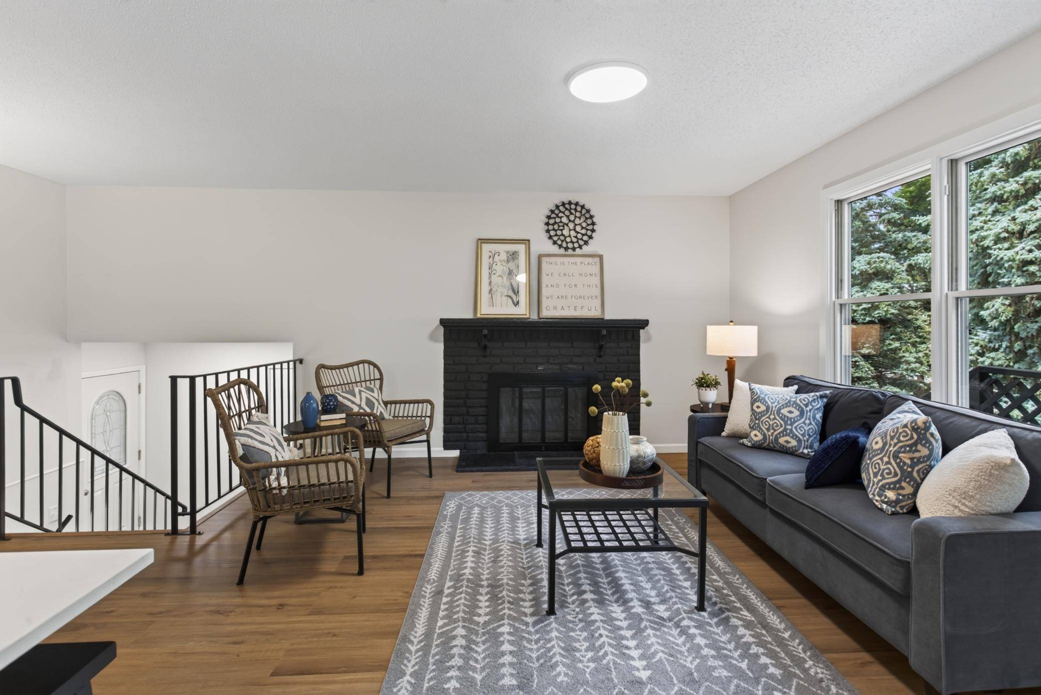 7748 Cayenne PLZ W, Woodbury, MN 55125