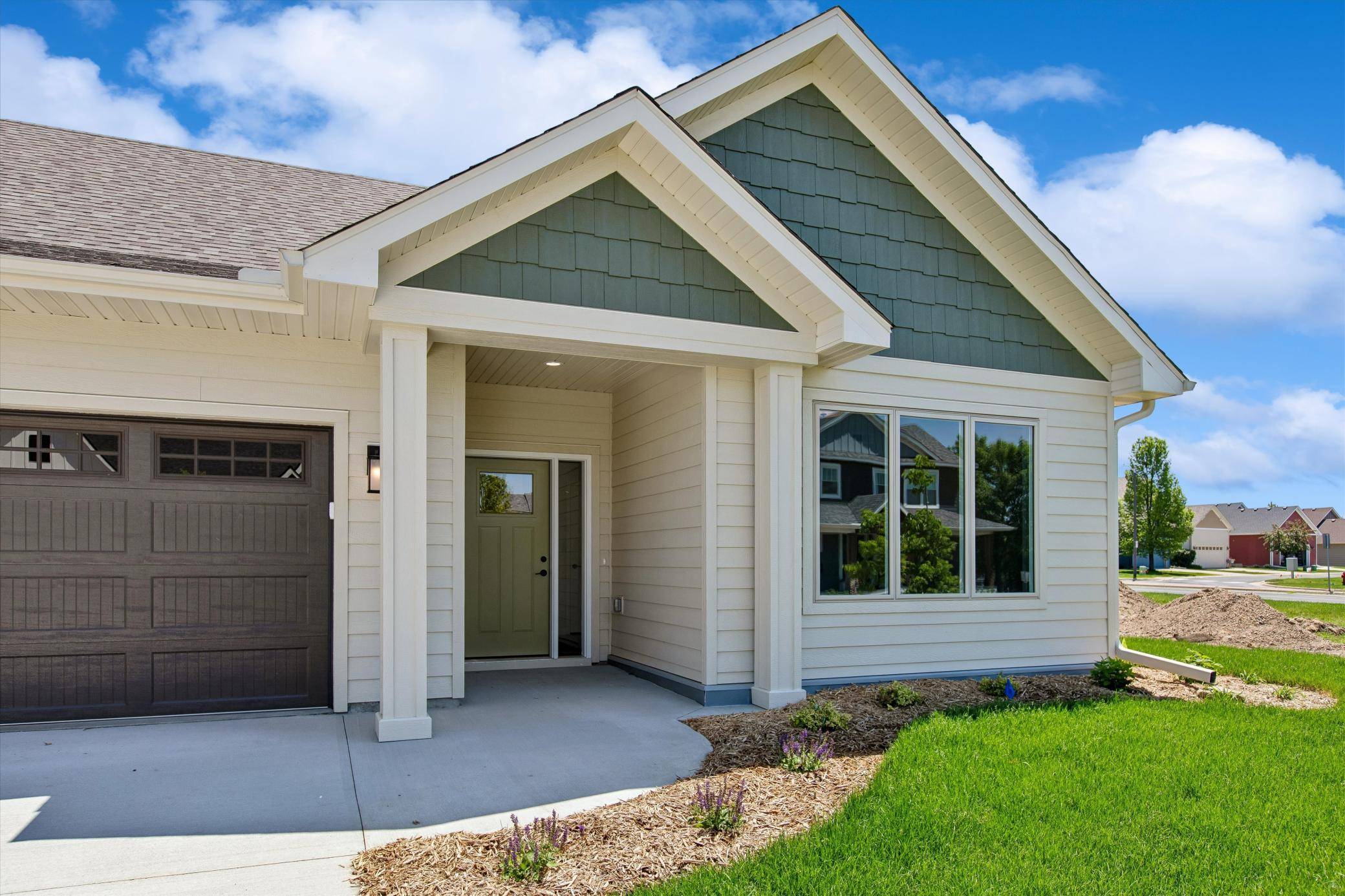 2015 Erie DR, Northfield, MN 55057
