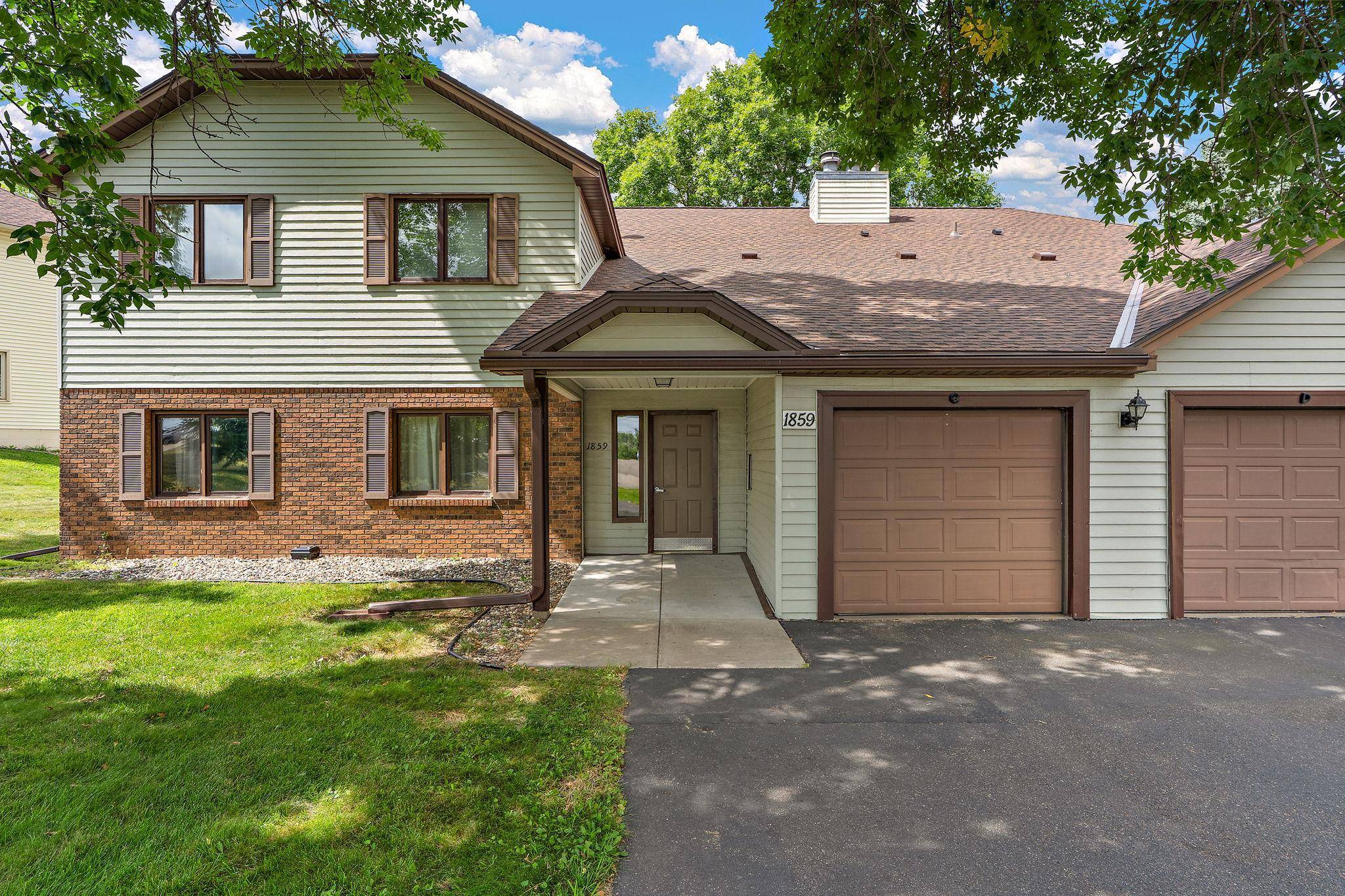 1859 Livingston AVE #D, West Saint Paul, MN 55118