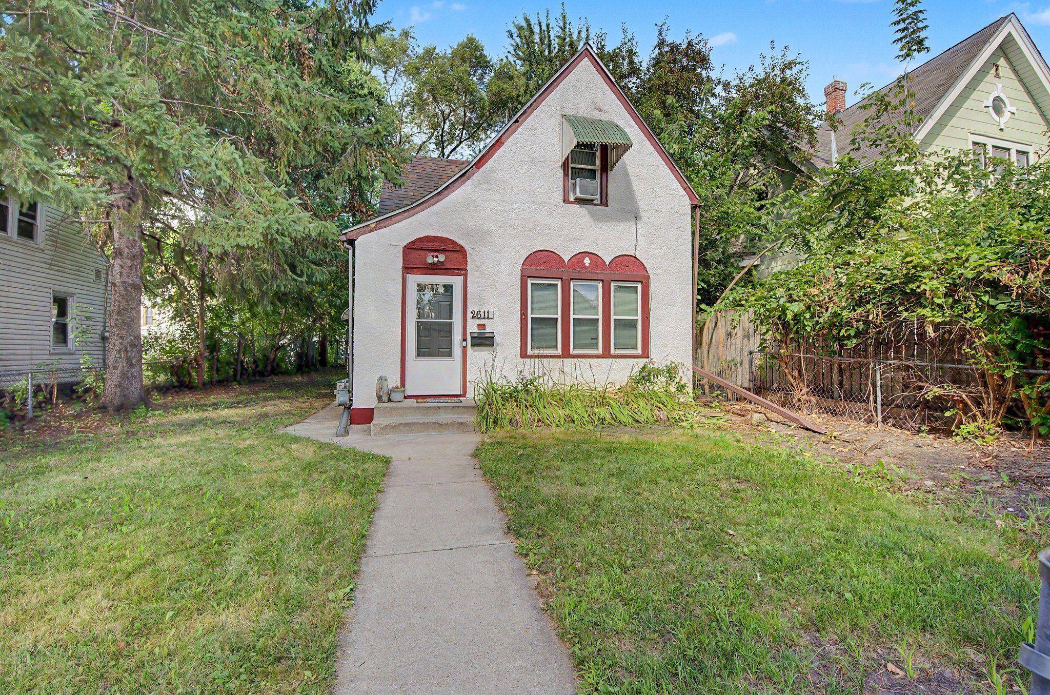 2611 Girard AVE N, Minneapolis, MN 55411